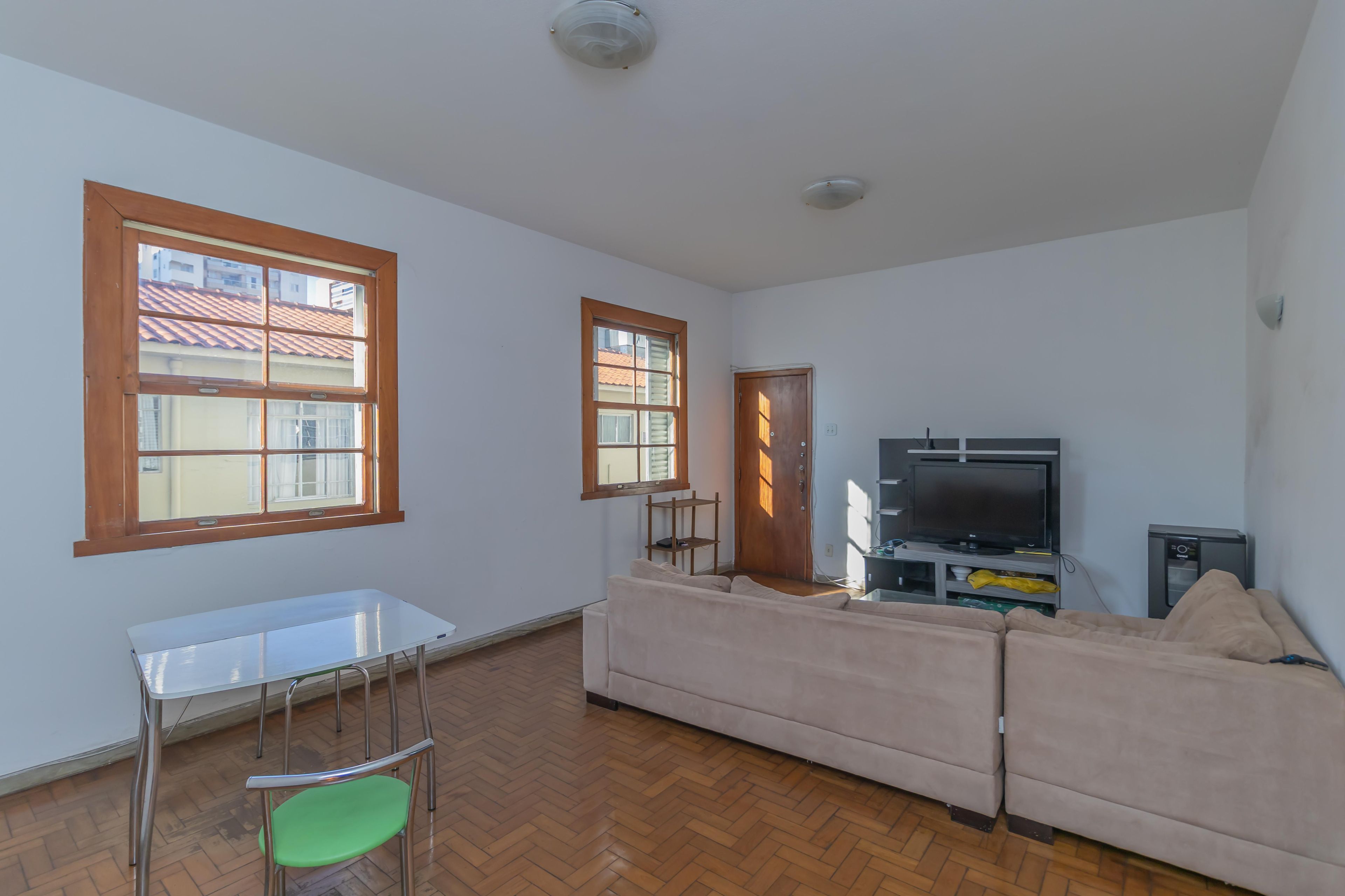 Apartamento com 3 quartos — Santo Agostinho, Belo Horizonte