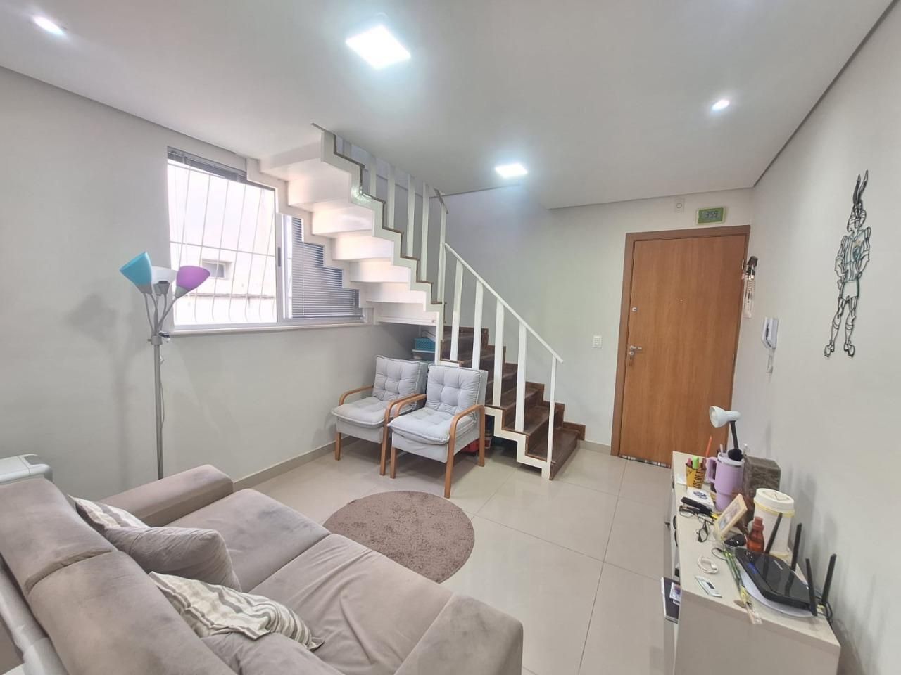Apartamento com 2 quartos — Sagrada Família, Belo Horizonte