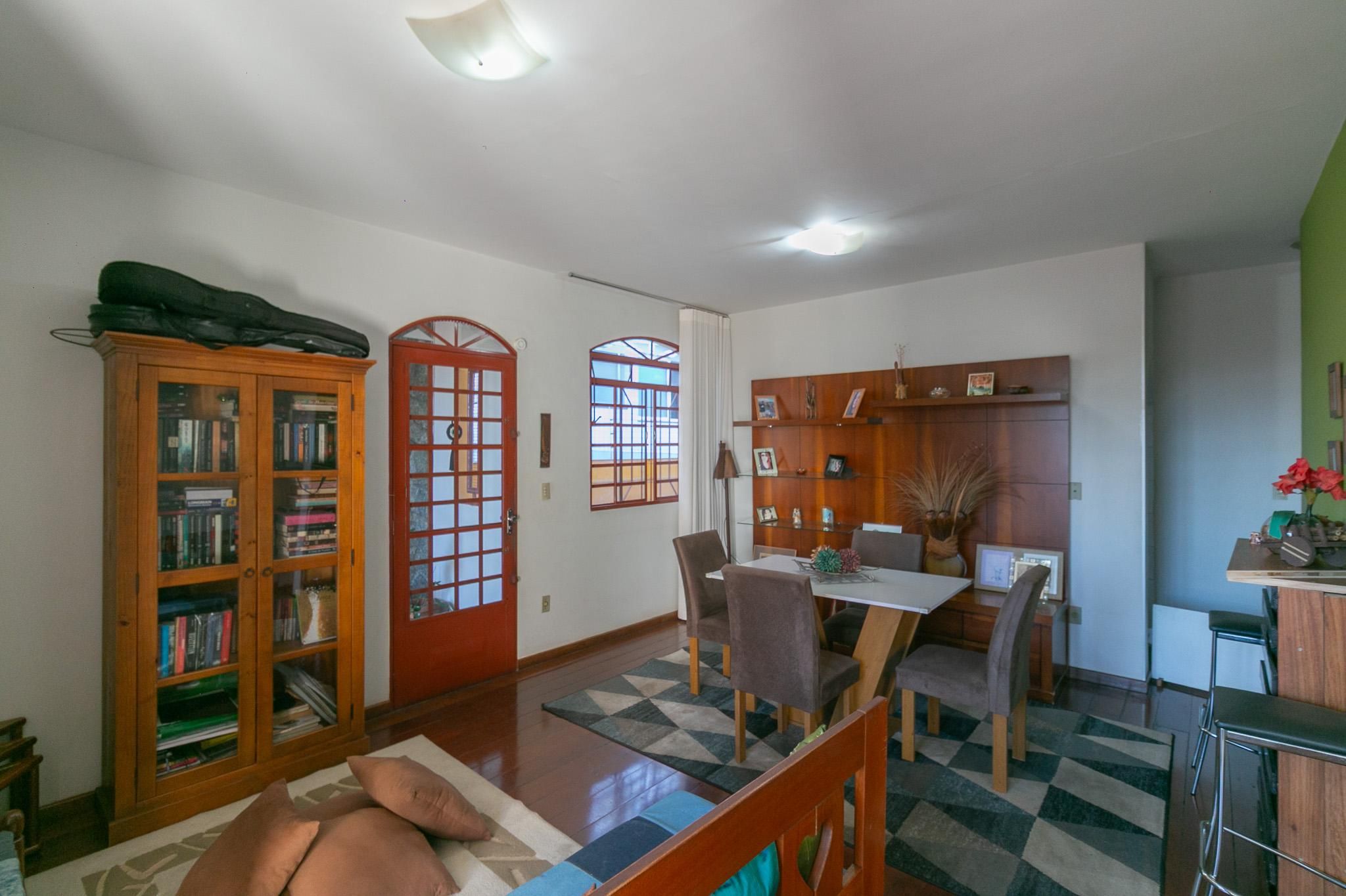 Casa com 3 quartos — Liberdade, Belo Horizonte