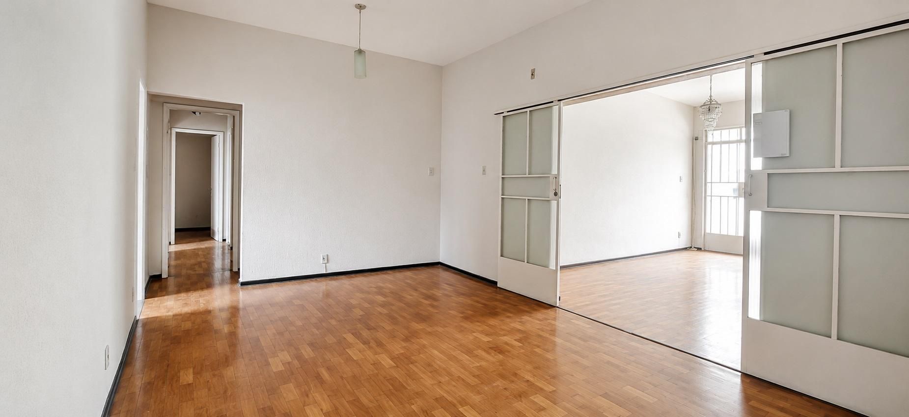 Casa com 6 quartos — Alto Barroca, Belo Horizonte