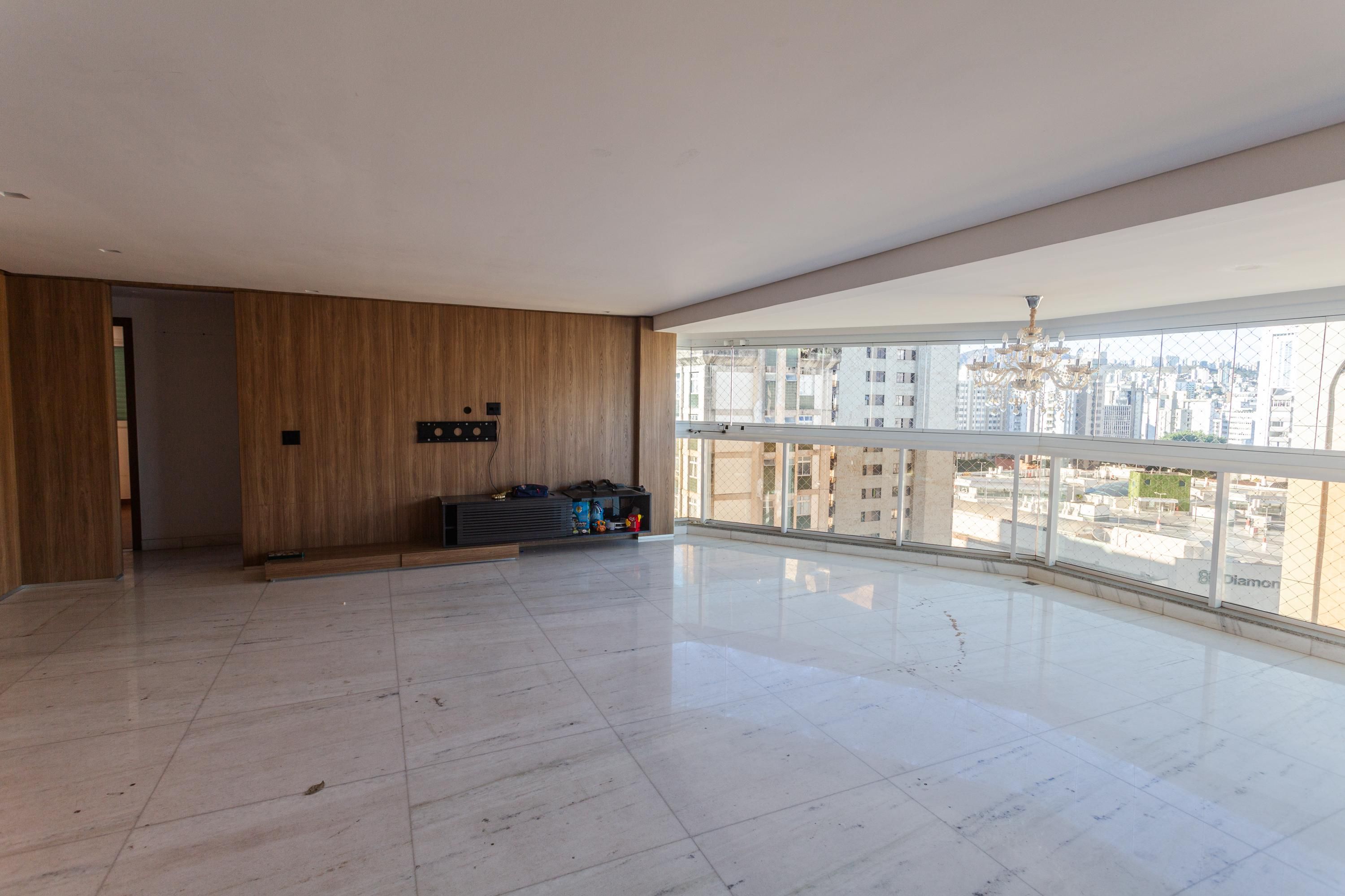 Apartamento com 3 quartos — Santo Agostinho, Belo Horizonte
