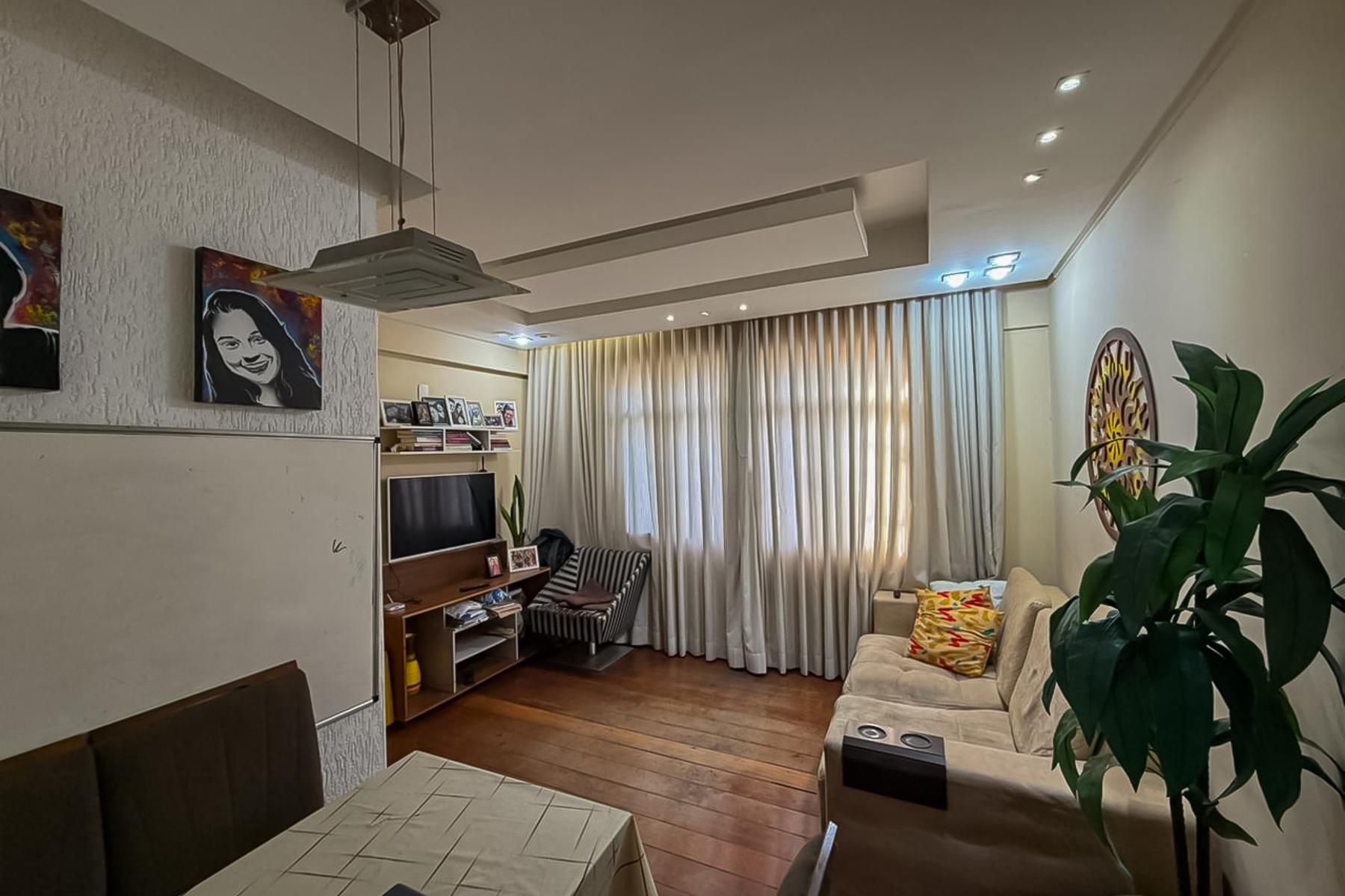 Apartamento com 3 quartos — Barro Preto, Belo Horizonte