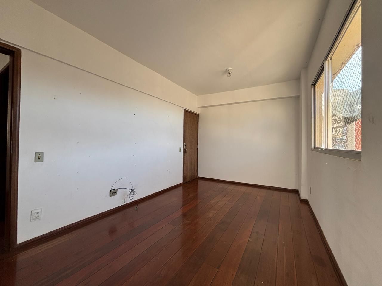 Apartamento com 3 quartos — Sion, Belo Horizonte