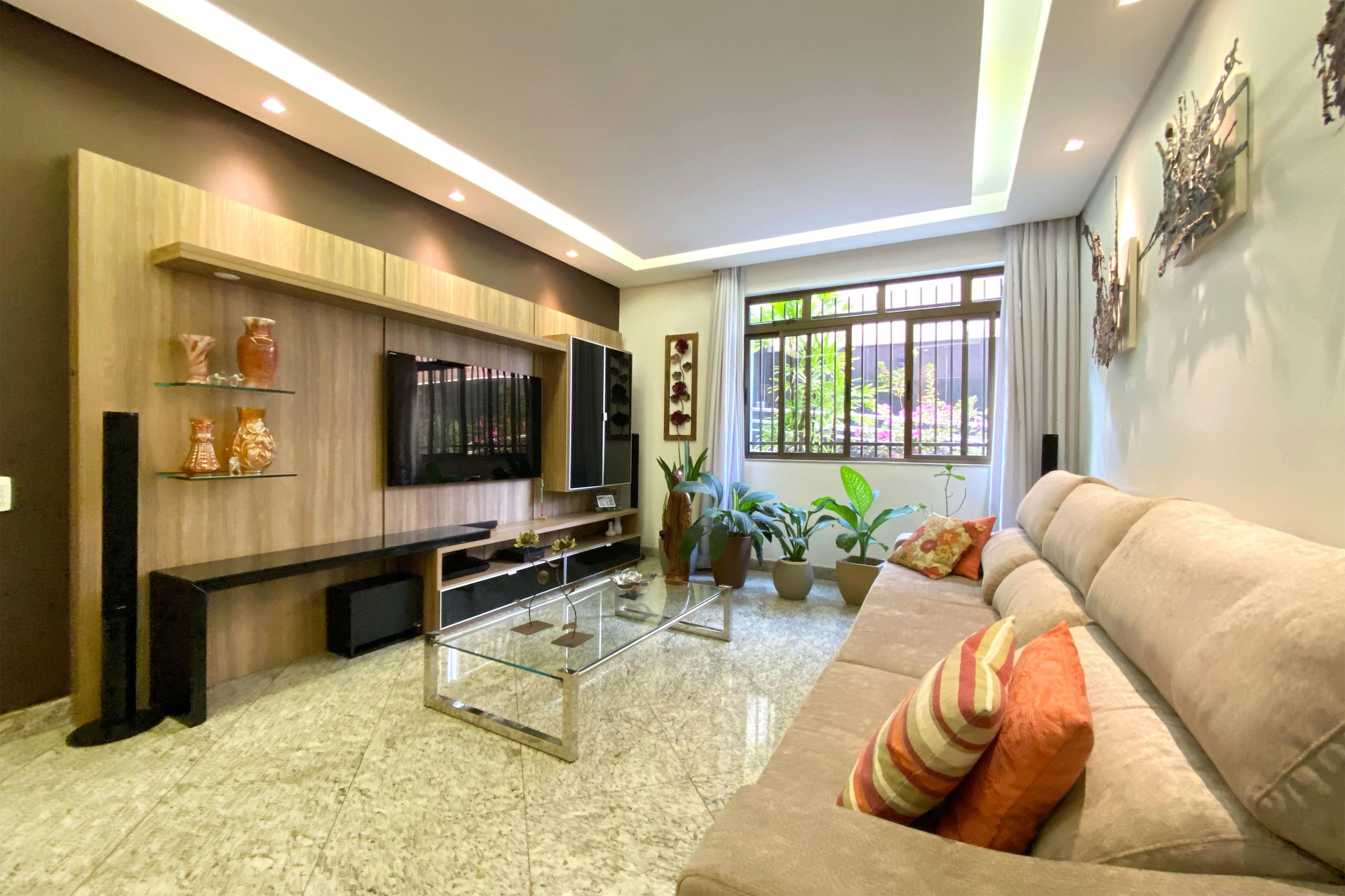 Apartamento com 4 quartos — Grajaú, Belo Horizonte