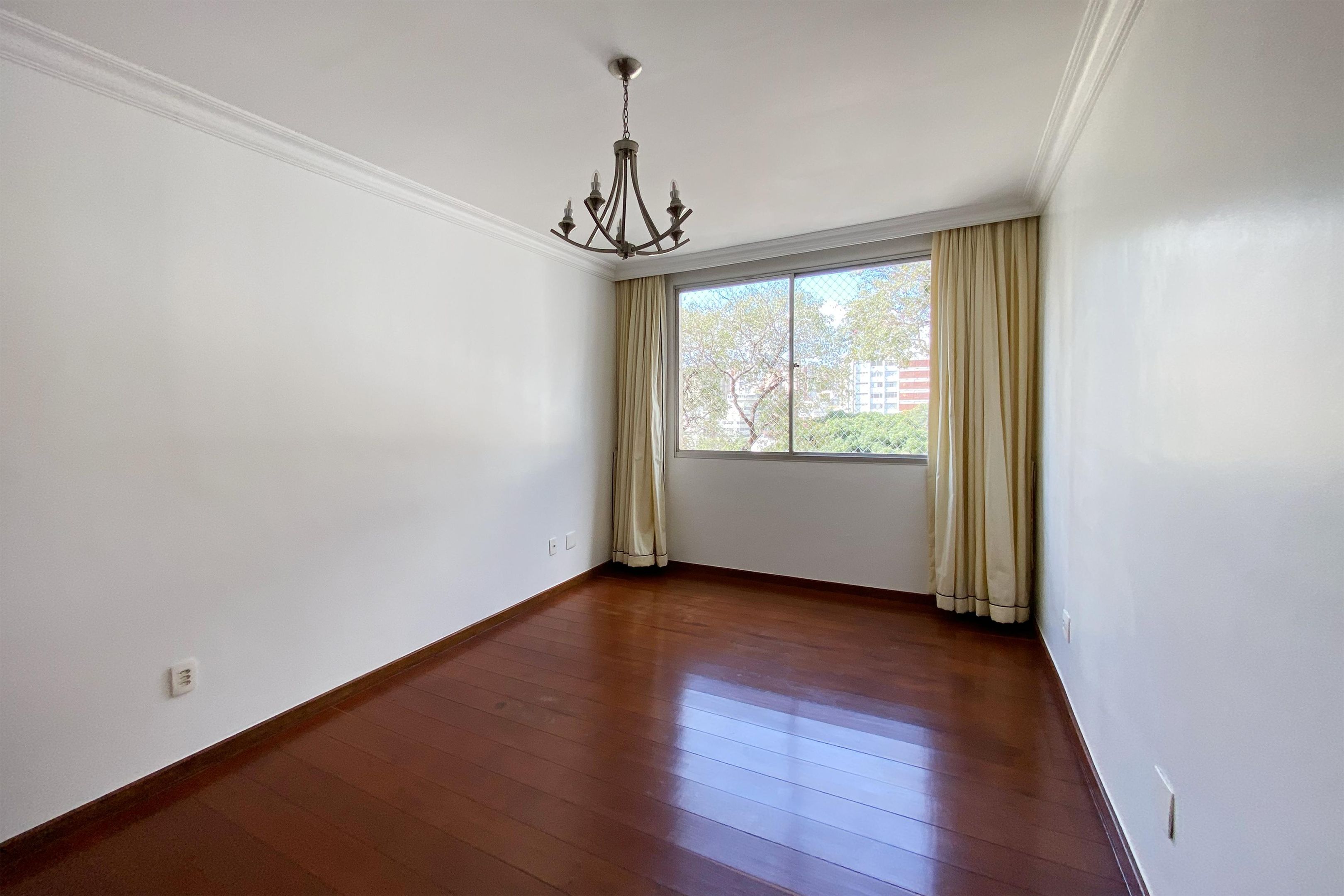 Apartamento com 2 quartos — Serra, Belo Horizonte
