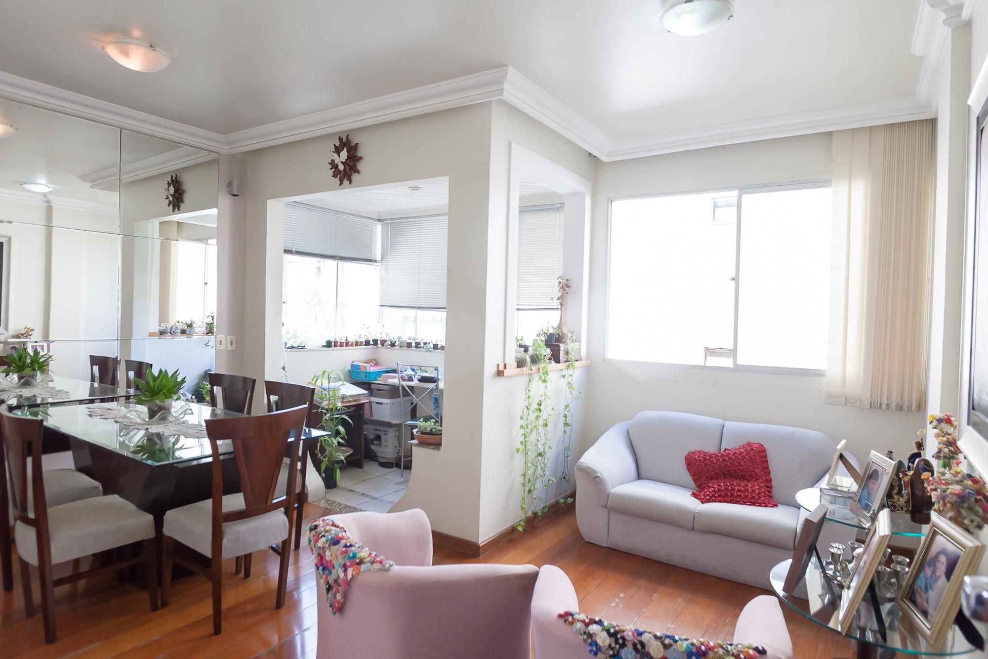 Apartamento com 3 quartos — Estoril, Belo Horizonte