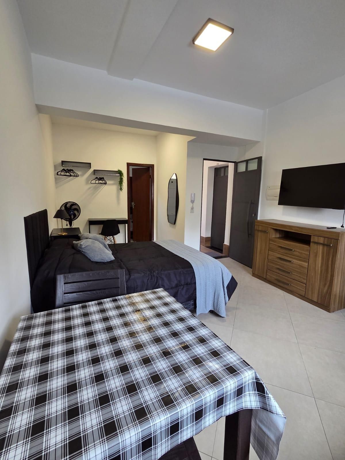 Casa em condomínio com 1 quarto — Barro Preto, Belo Horizonte