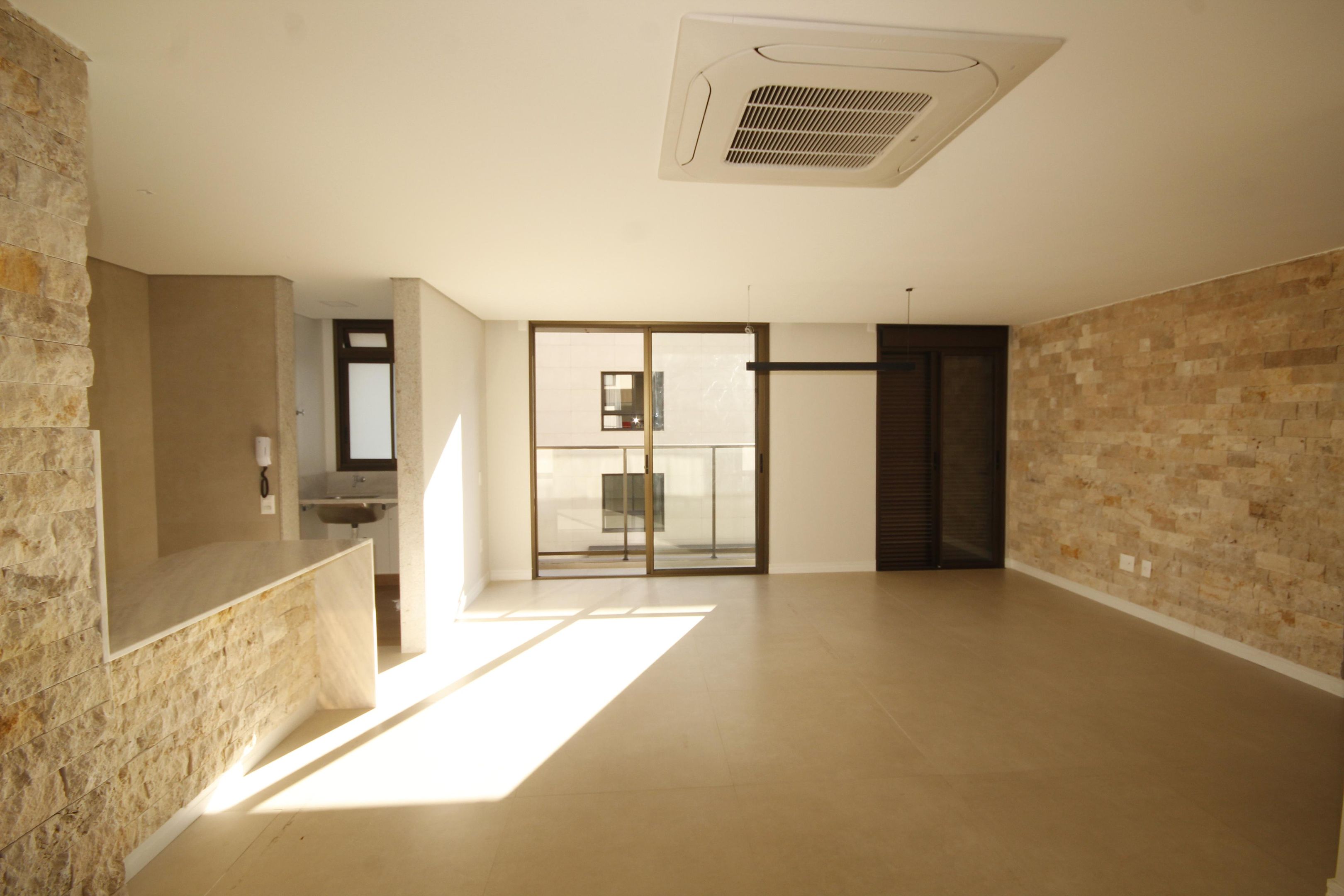 Apartamento com 3 quartos — Santa Efigênia, Belo Horizonte