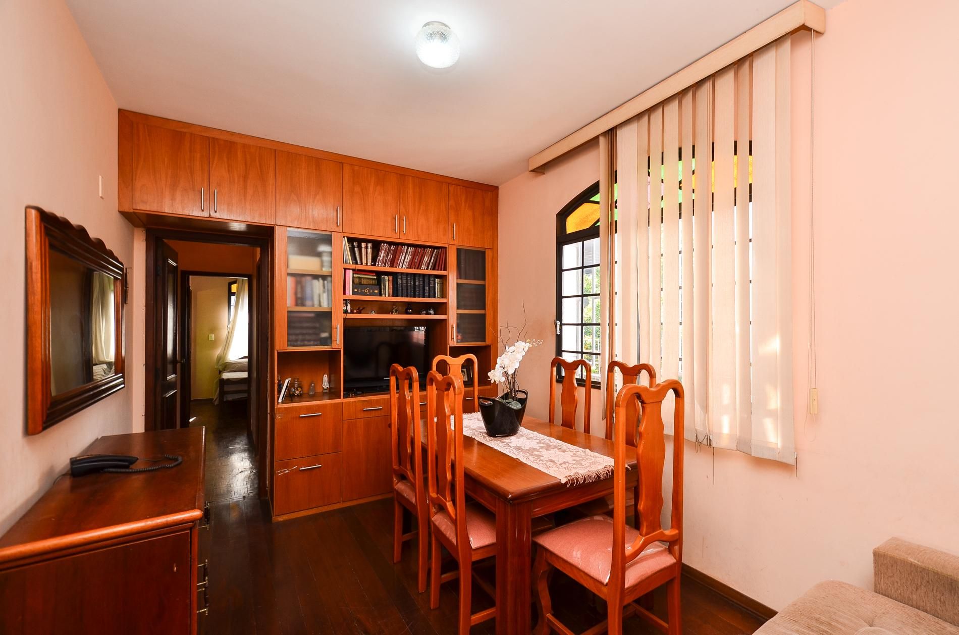 Apartamento com 3 quartos — Serra, Belo Horizonte