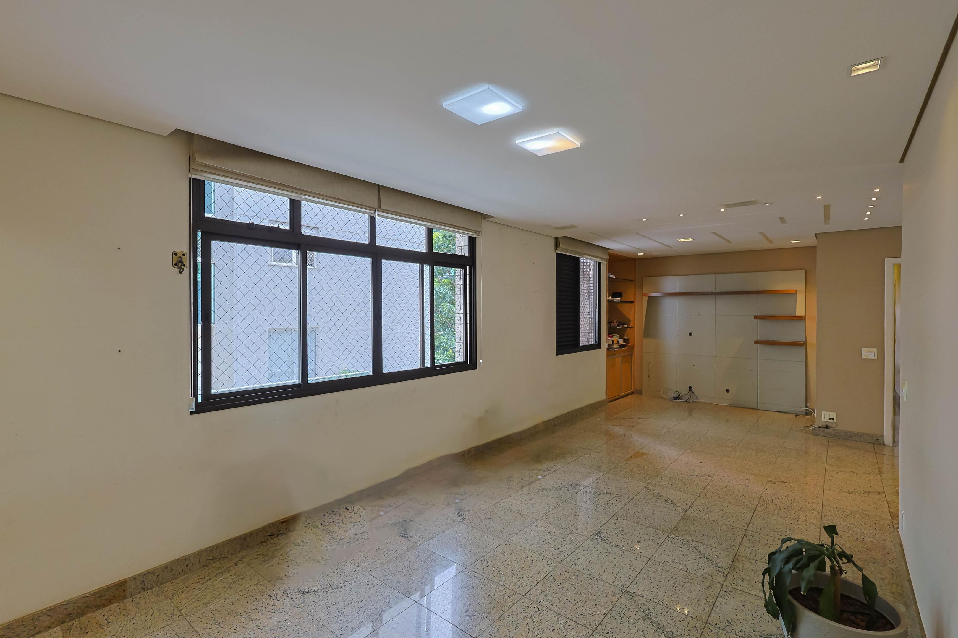 Apartamento com 3 quartos — Sion, Belo Horizonte