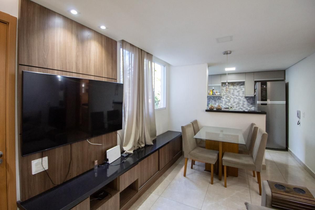 Apartamento com 2 quartos — Santa Terezinha, Belo Horizonte