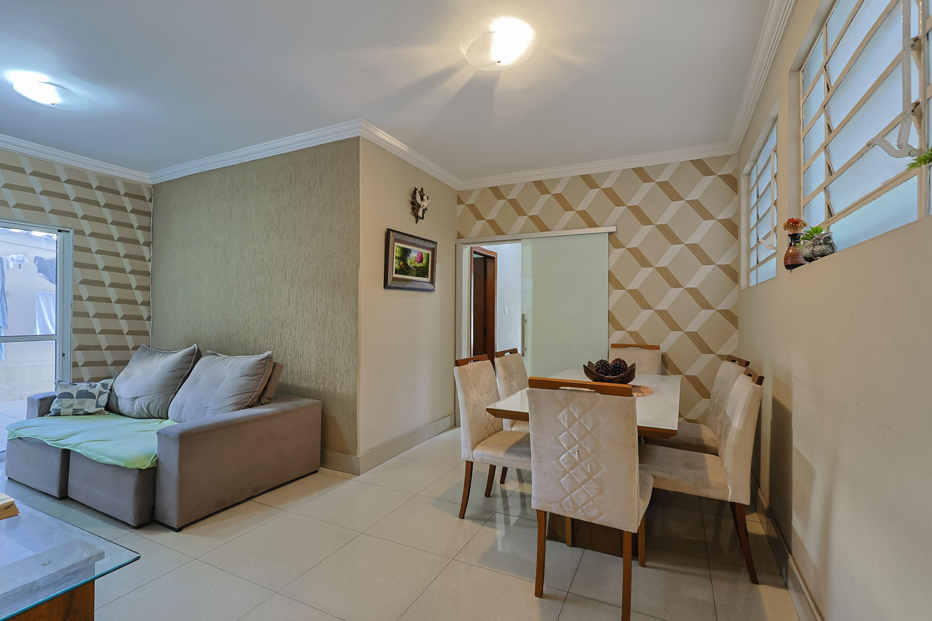 Apartamento com 3 quartos — Sagrada Família, Belo Horizonte