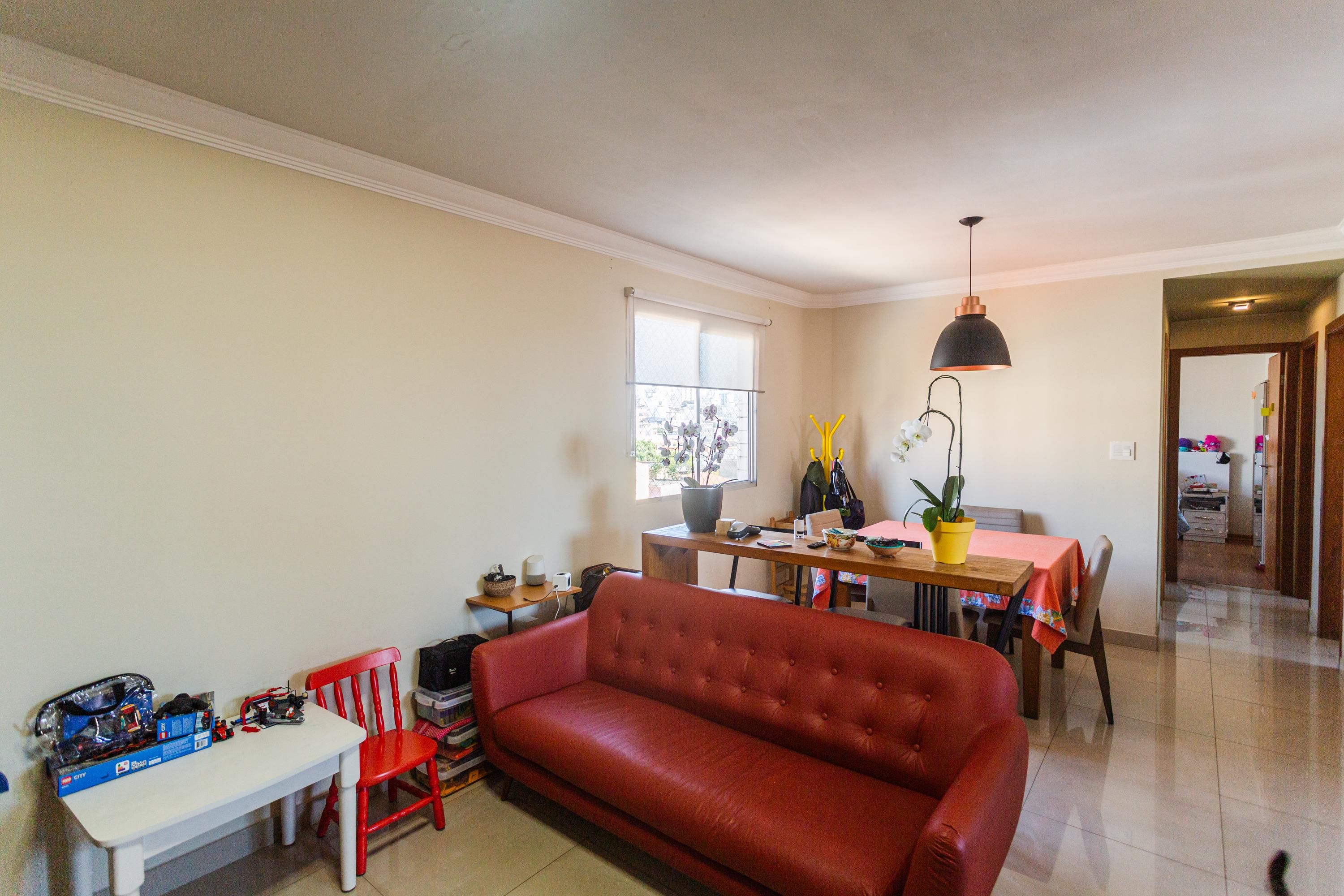 Apartamento com 3 quartos — Sagrada Família, Belo Horizonte