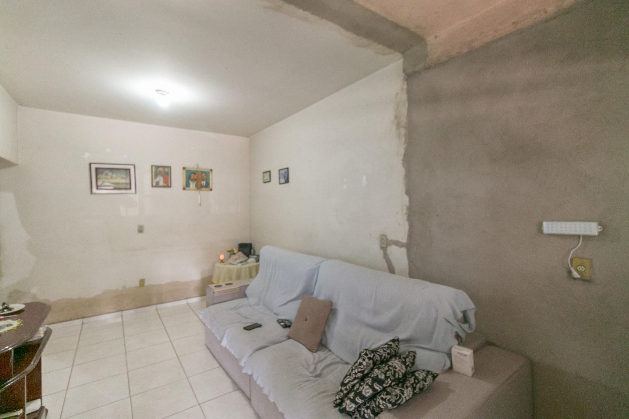 Casa com 6 quartos — Copacabana, Belo Horizonte