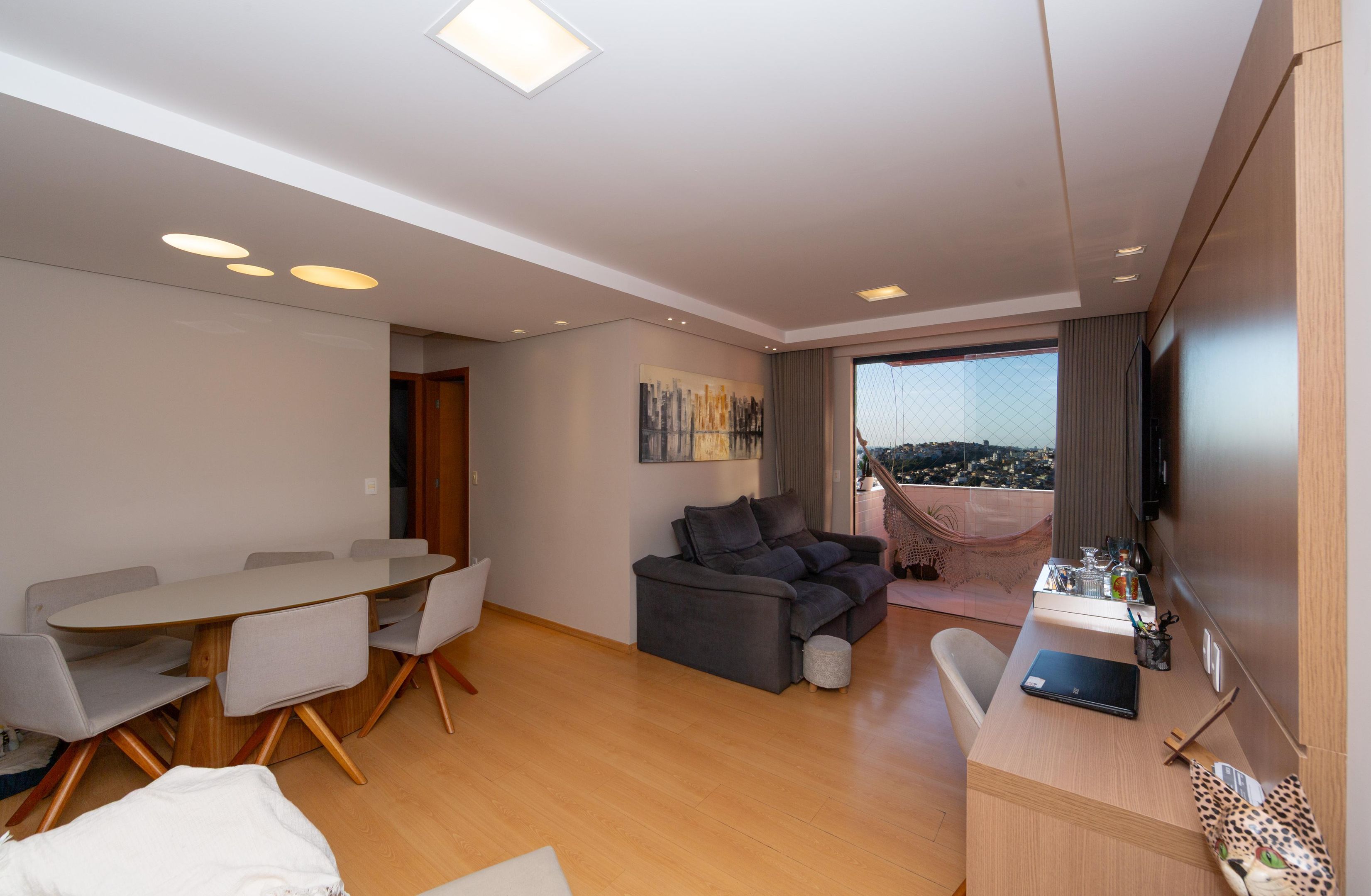 Apartamento com 2 quartos — Buritis, Belo Horizonte