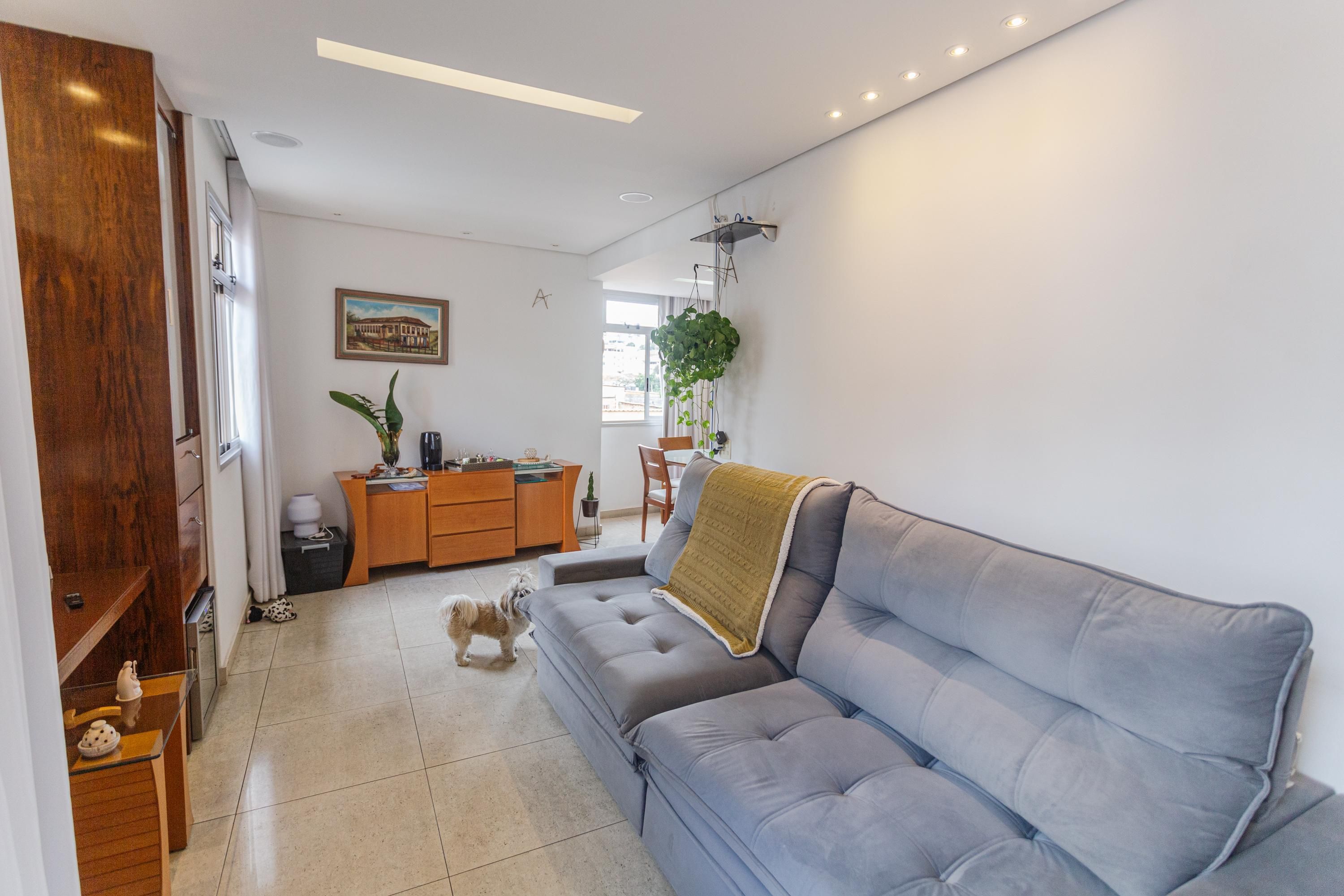 Apartamento com 3 quartos — Sagrada Família, Belo Horizonte