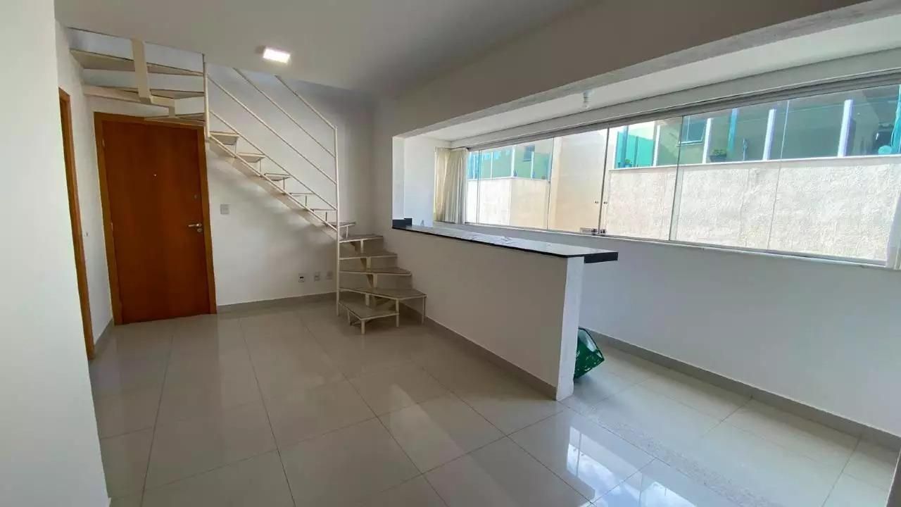 Apartamento com 3 quartos — Estoril, Belo Horizonte