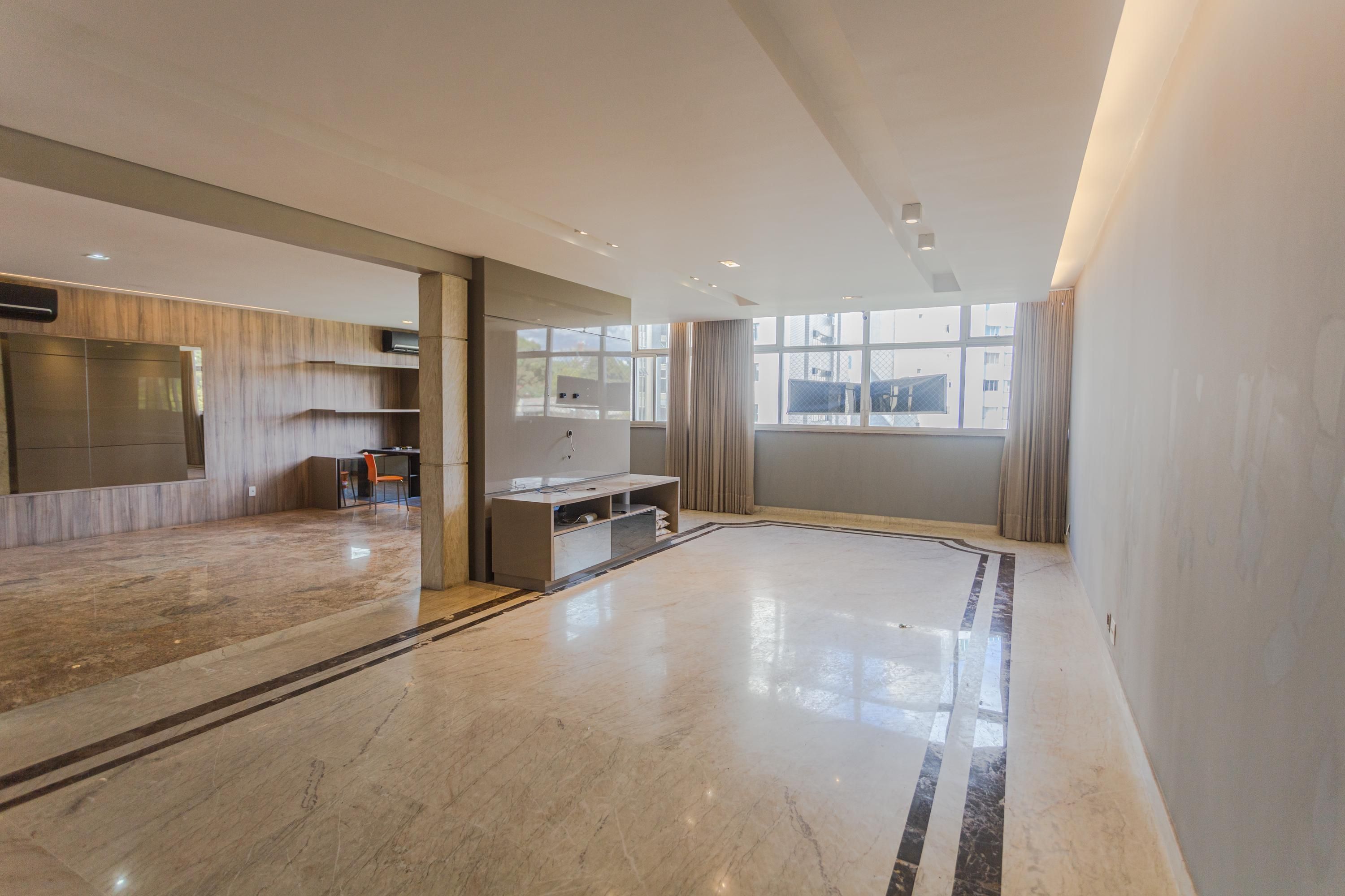Apartamento com 4 quartos — Lourdes, Belo Horizonte