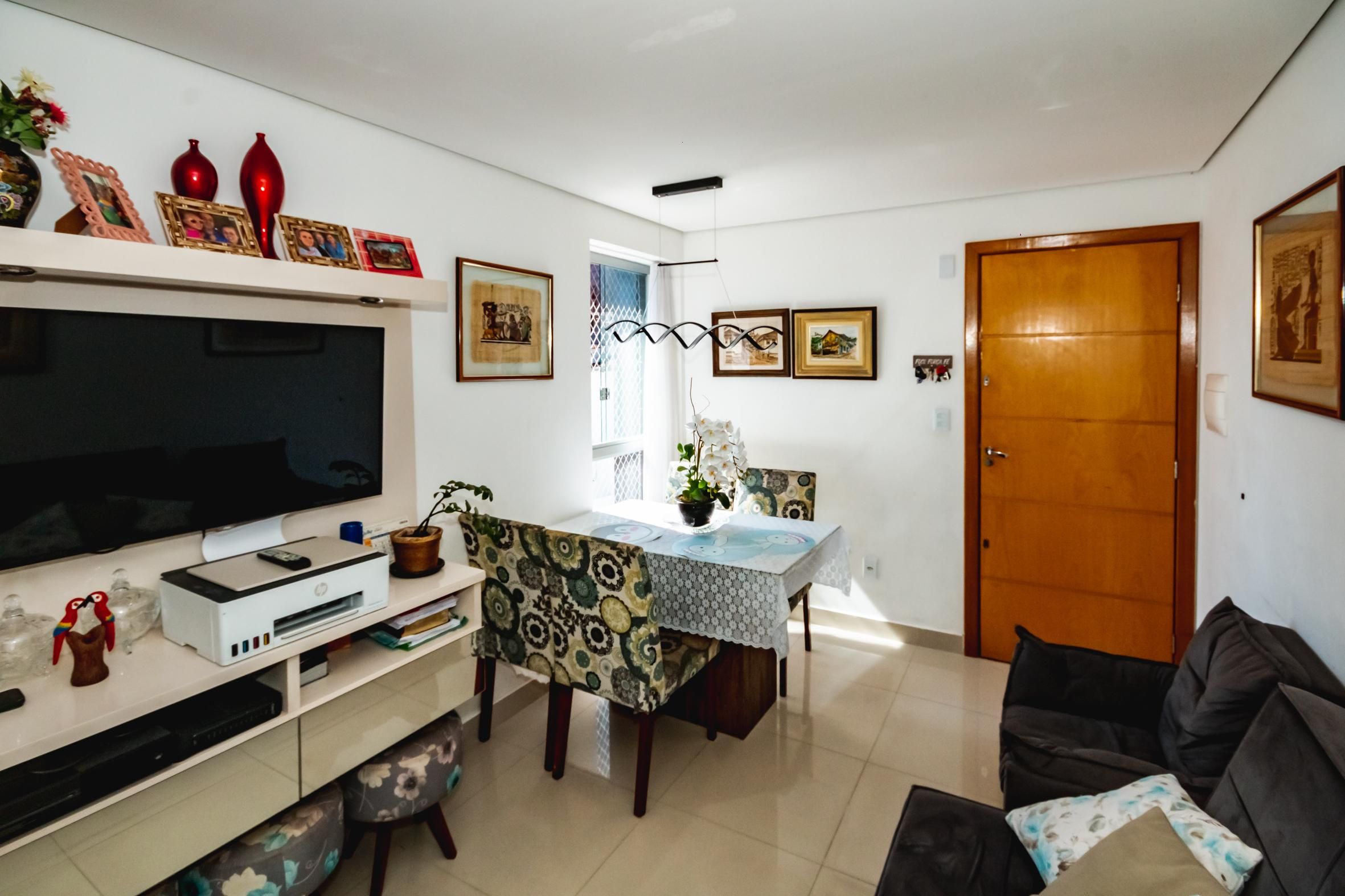 Apartamento com 2 quartos — Santa Branca, Belo Horizonte