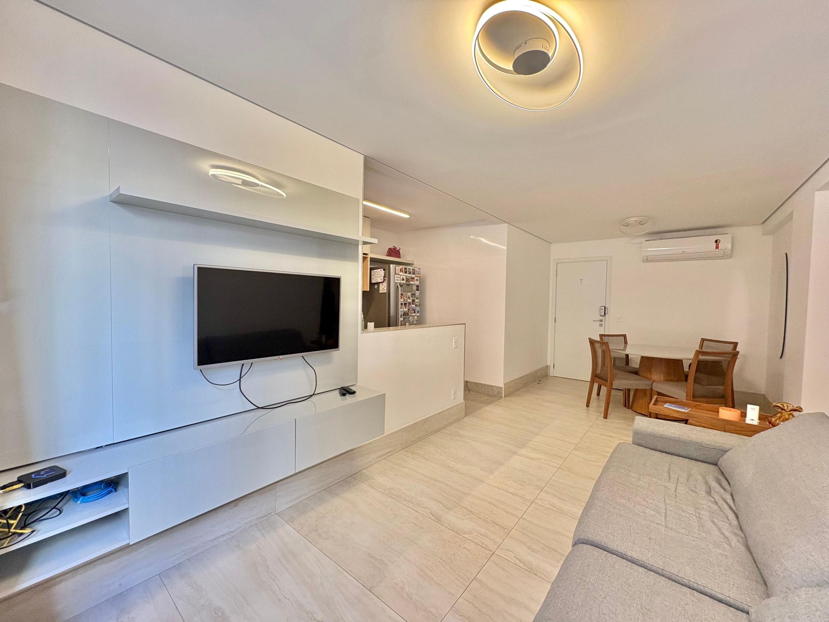 Apartamento com 3 quartos — Funcionários, Belo Horizonte