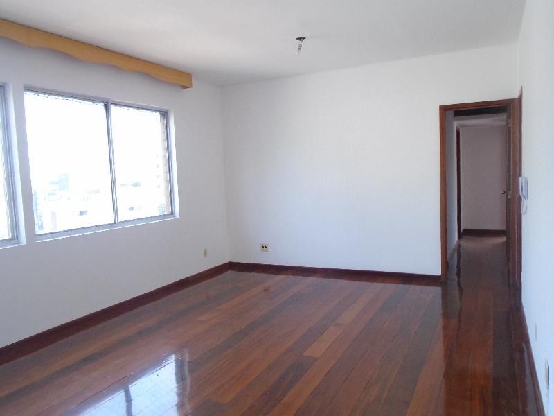 Apartamento com 3 quartos — Serra, Belo Horizonte