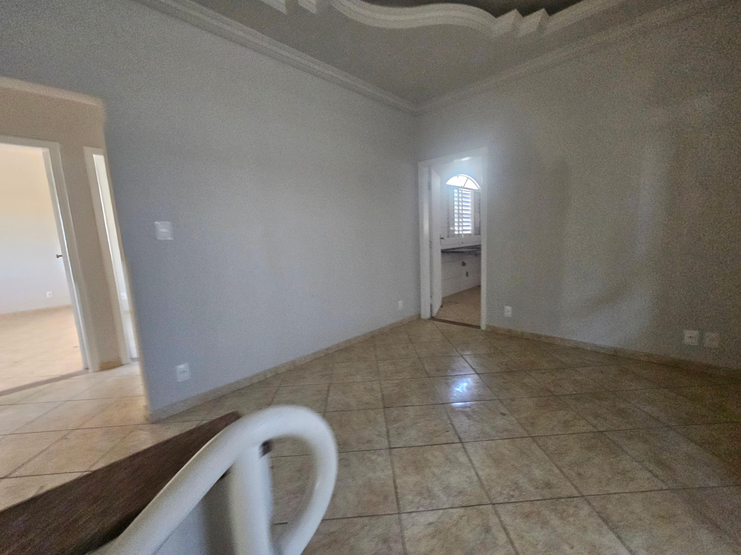 Casa com 3 quartos — Heliópolis, Belo Horizonte
