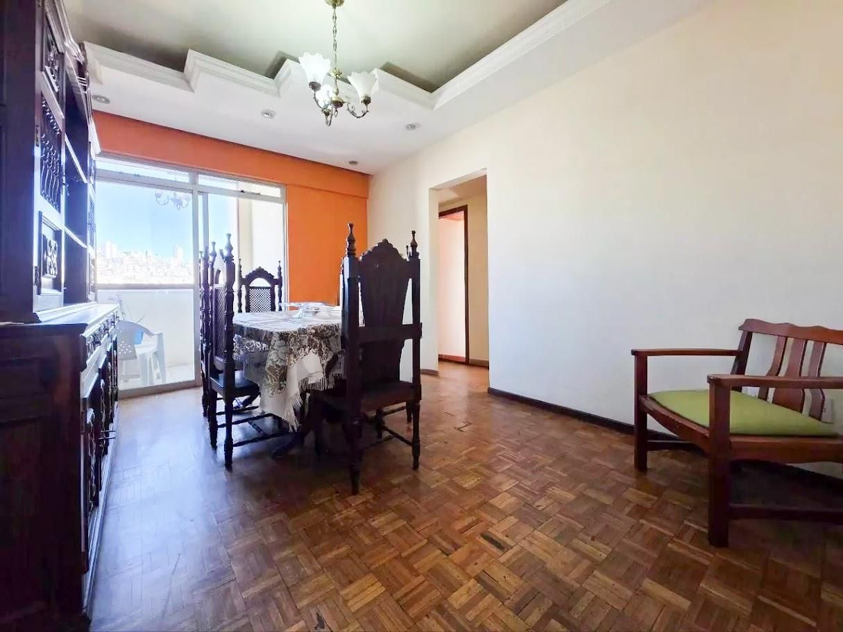 Apartamento com 3 quartos — Santa Efigênia, Belo Horizonte