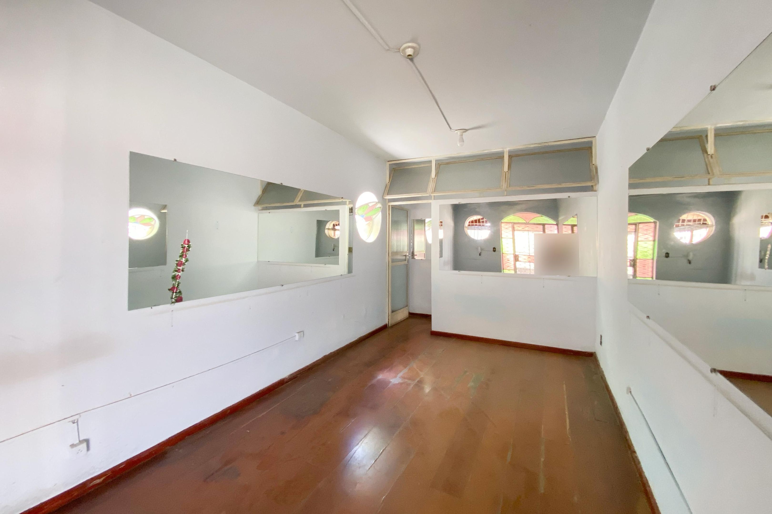 Casa com 2 quartos — Alto Barroca, Belo Horizonte