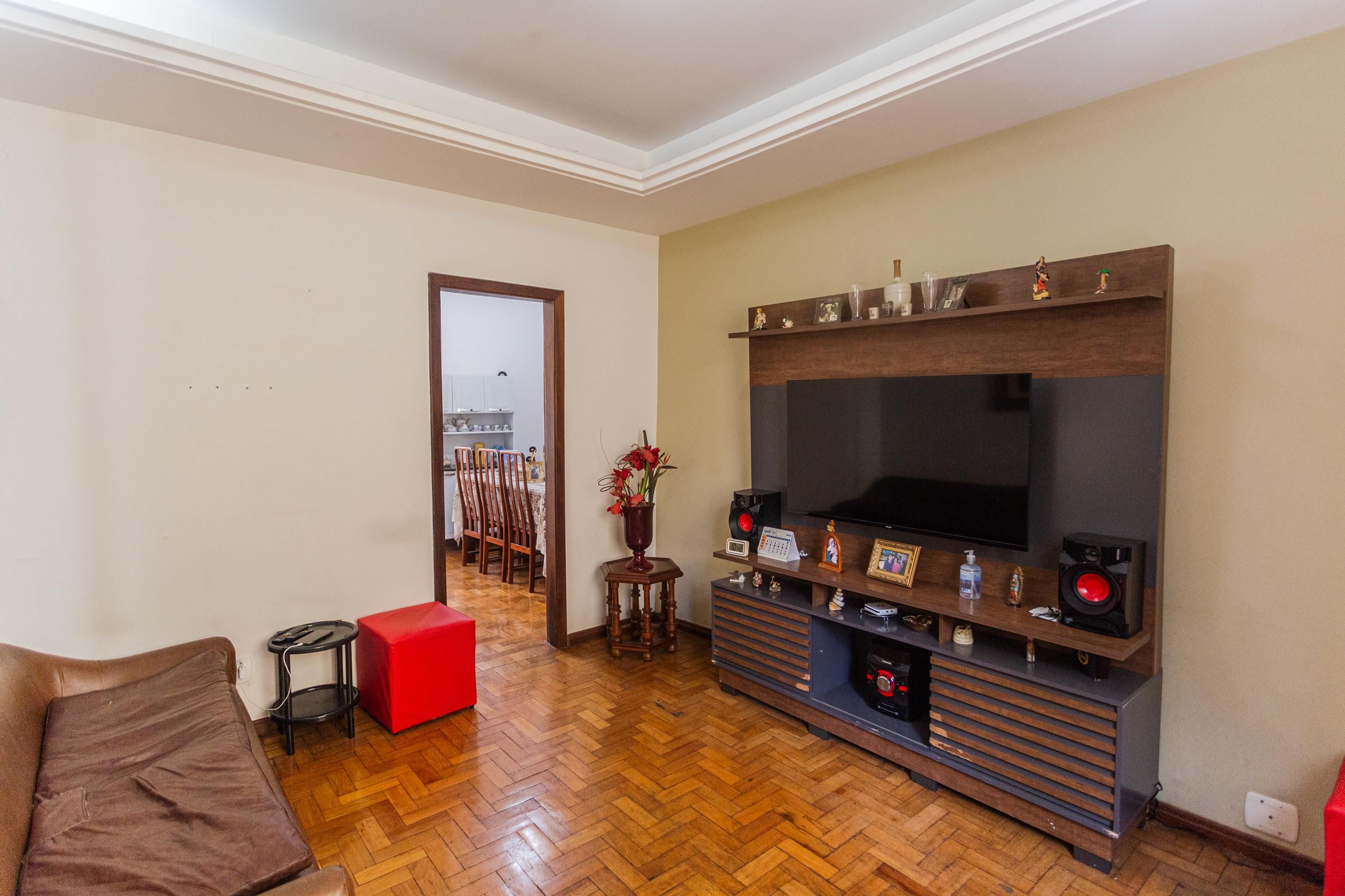 Apartamento com 3 quartos — Santo Antônio, Belo Horizonte