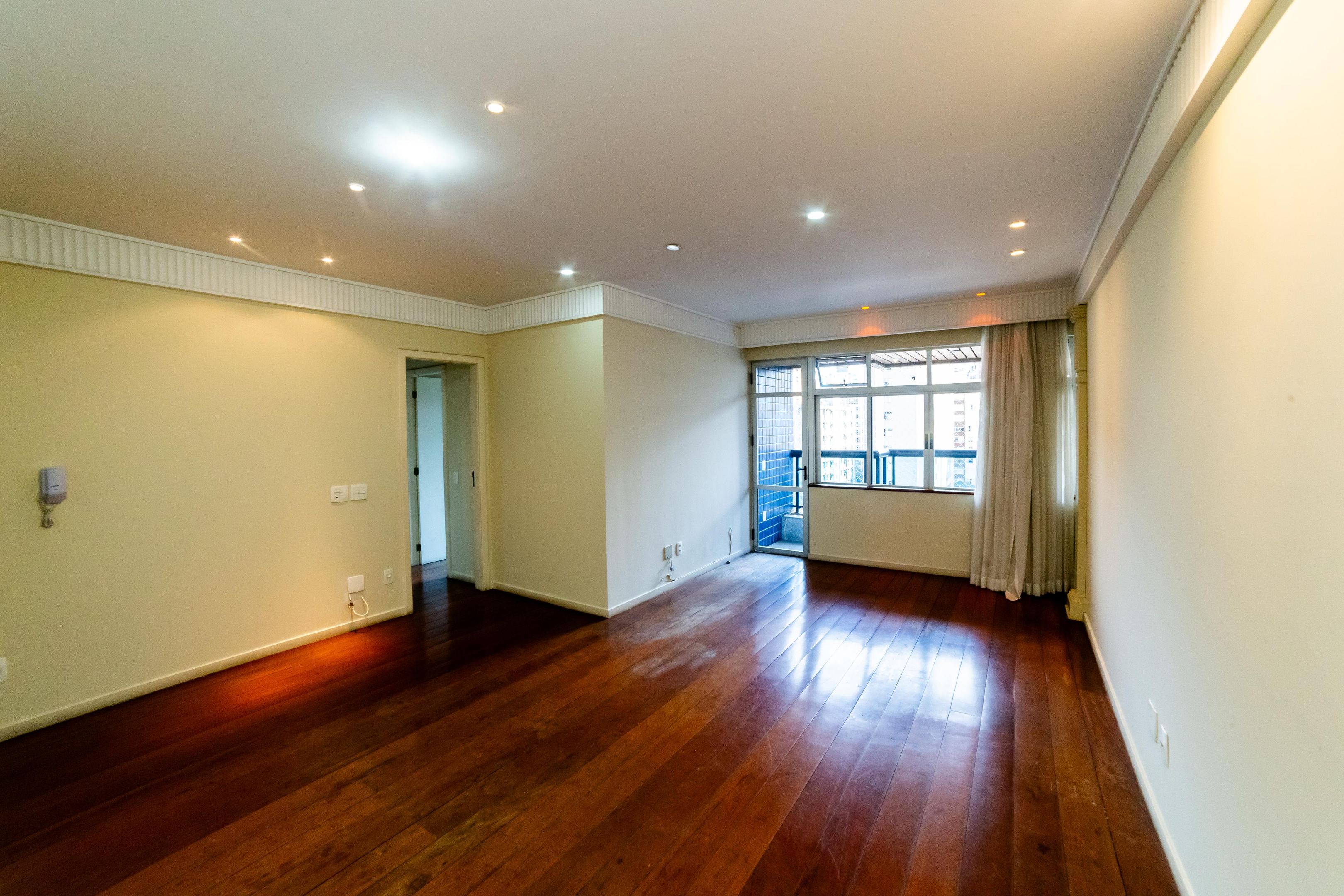 Apartamento com 3 quartos — Savassi, Belo Horizonte