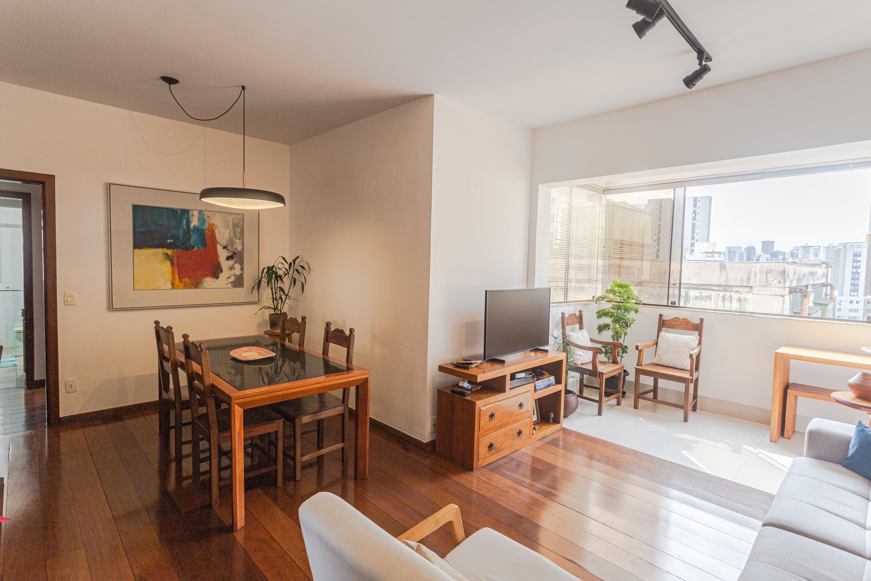 Apartamento com 3 quartos — Santo Antônio, Belo Horizonte