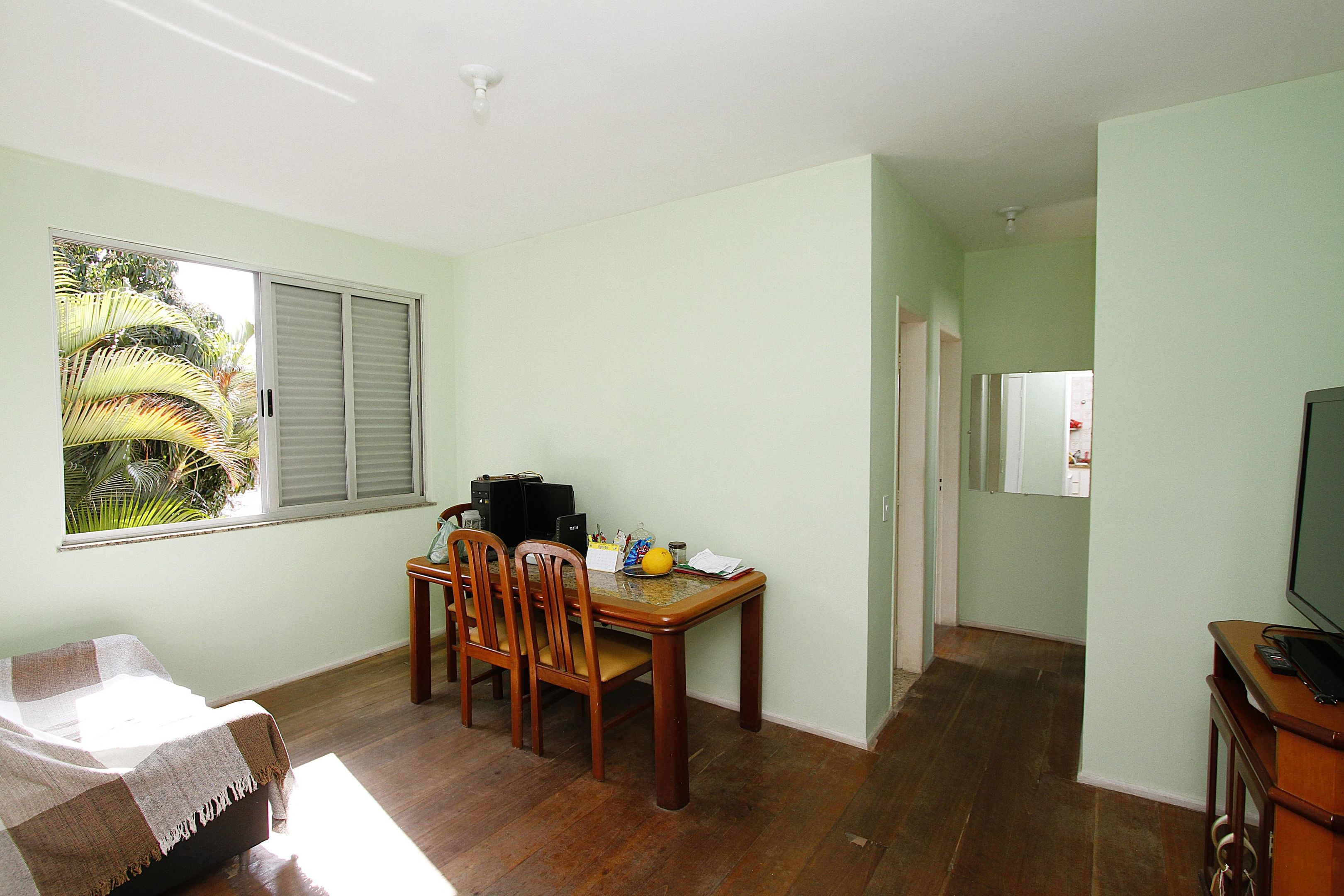 Apartamento com 2 quartos — Carlos Prates, Belo Horizonte