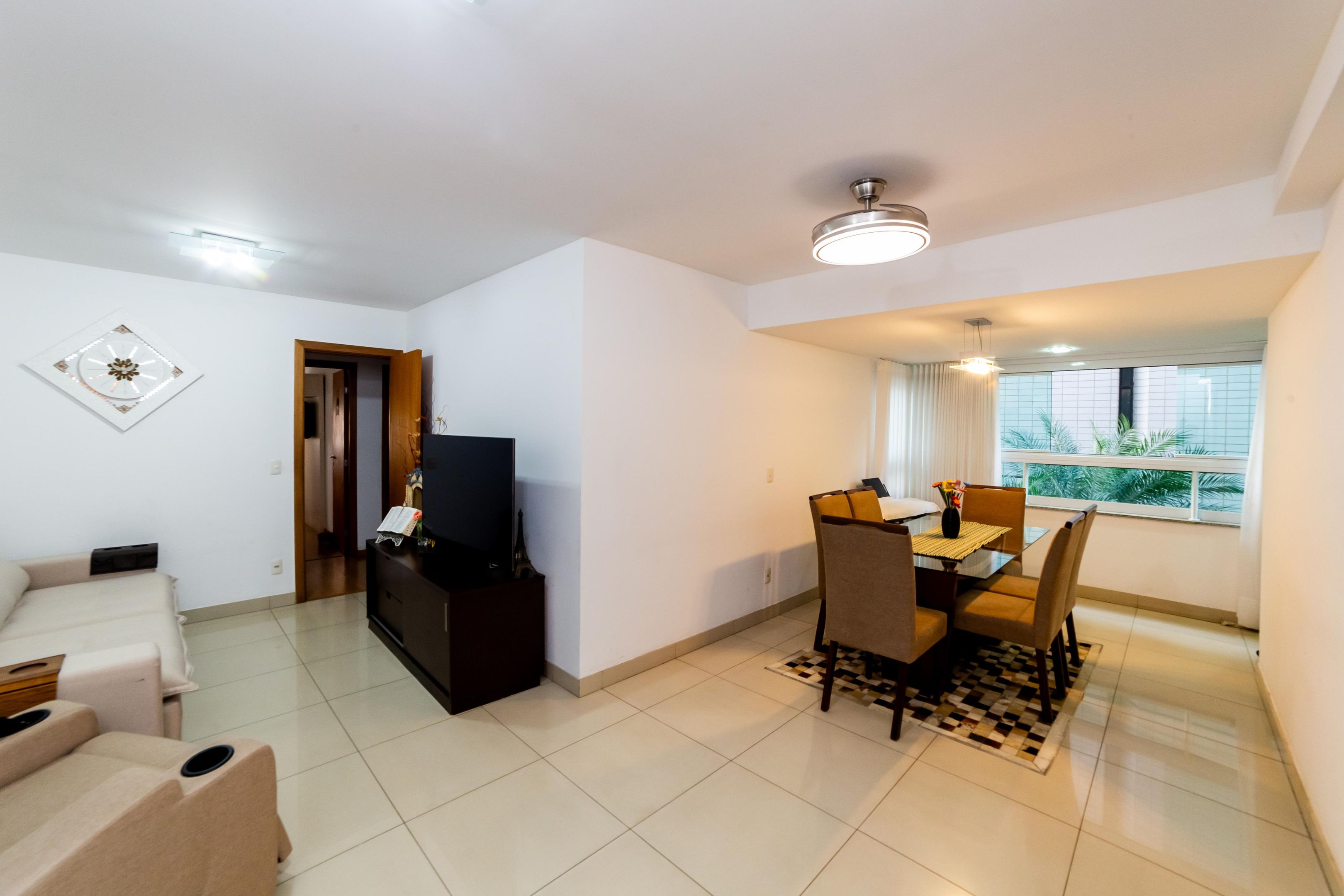 Apartamento com 3 quartos — Santo Agostinho, Belo Horizonte