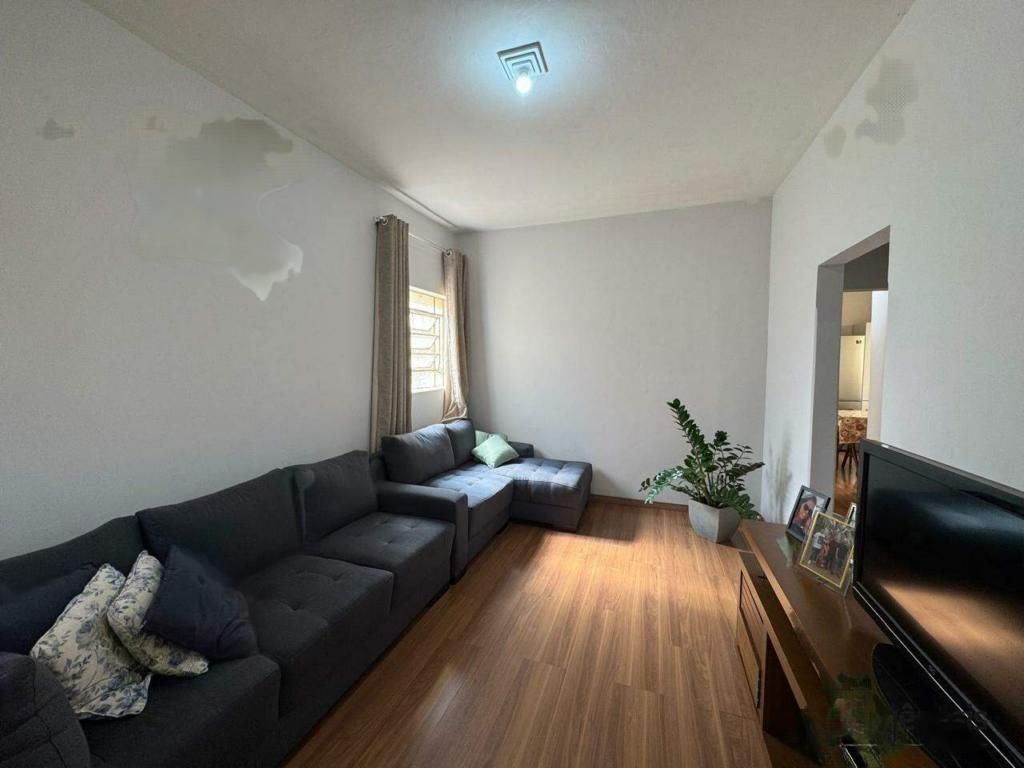 Casa com 2 quartos — Salgado Filho, Belo Horizonte