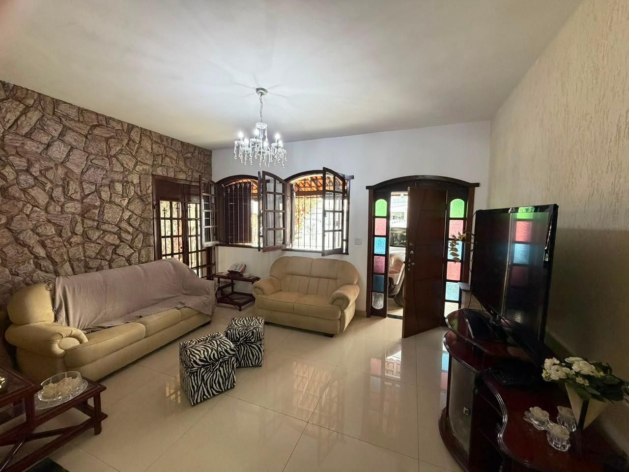Casa com 4 quartos — Havaí, Belo Horizonte