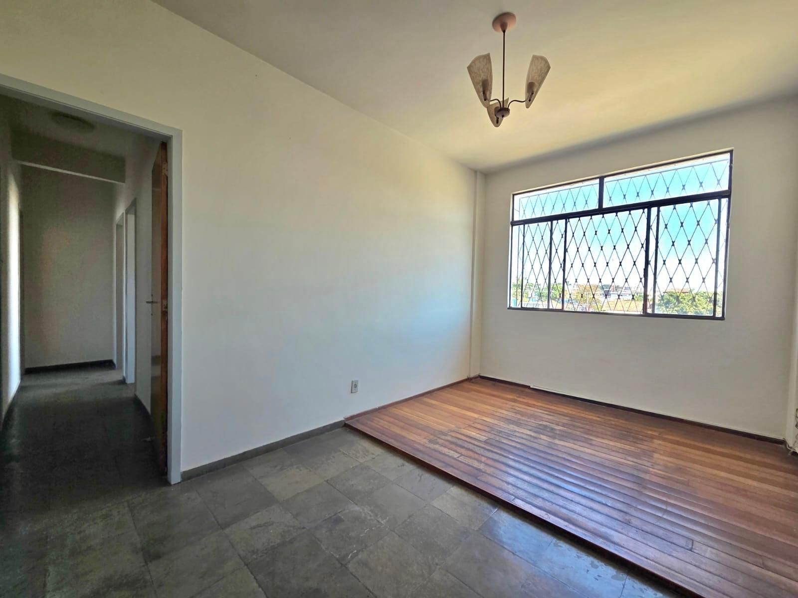 Apartamento com 3 quartos — Padre Eustáquio, Belo Horizonte