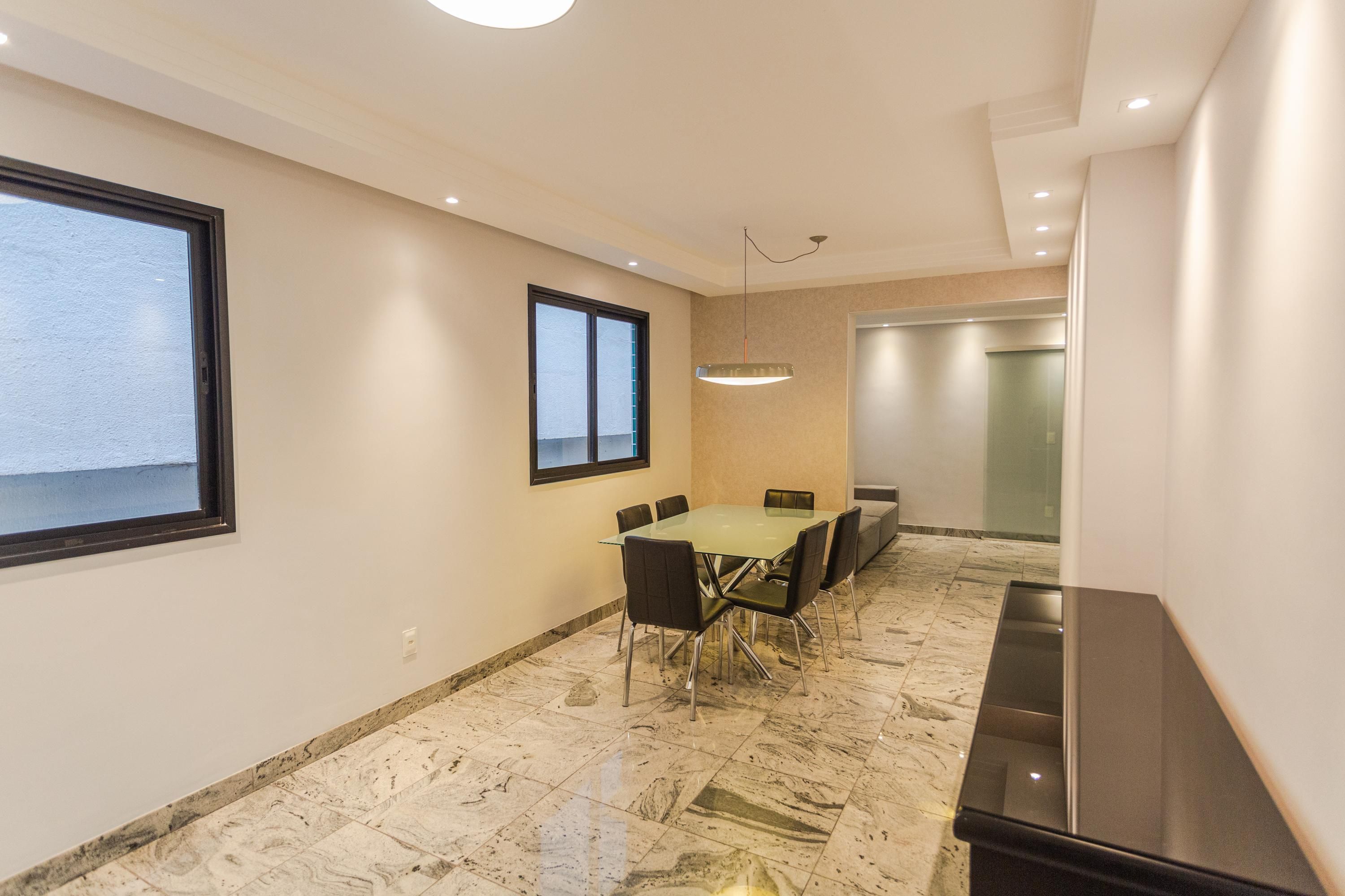 Apartamento com 3 quartos — Santa Efigênia, Belo Horizonte