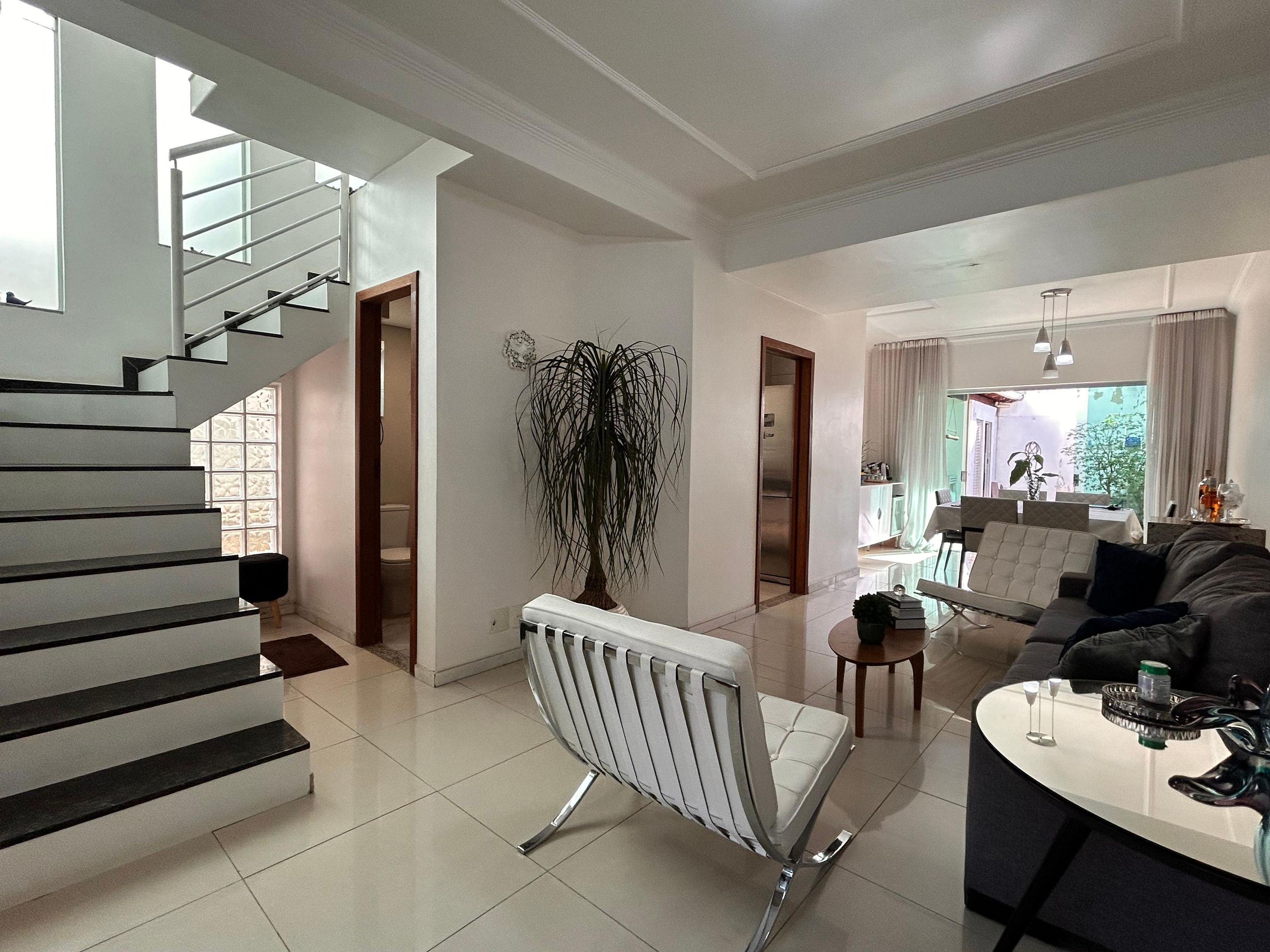 Casa com 3 quartos — Castelo, Belo Horizonte