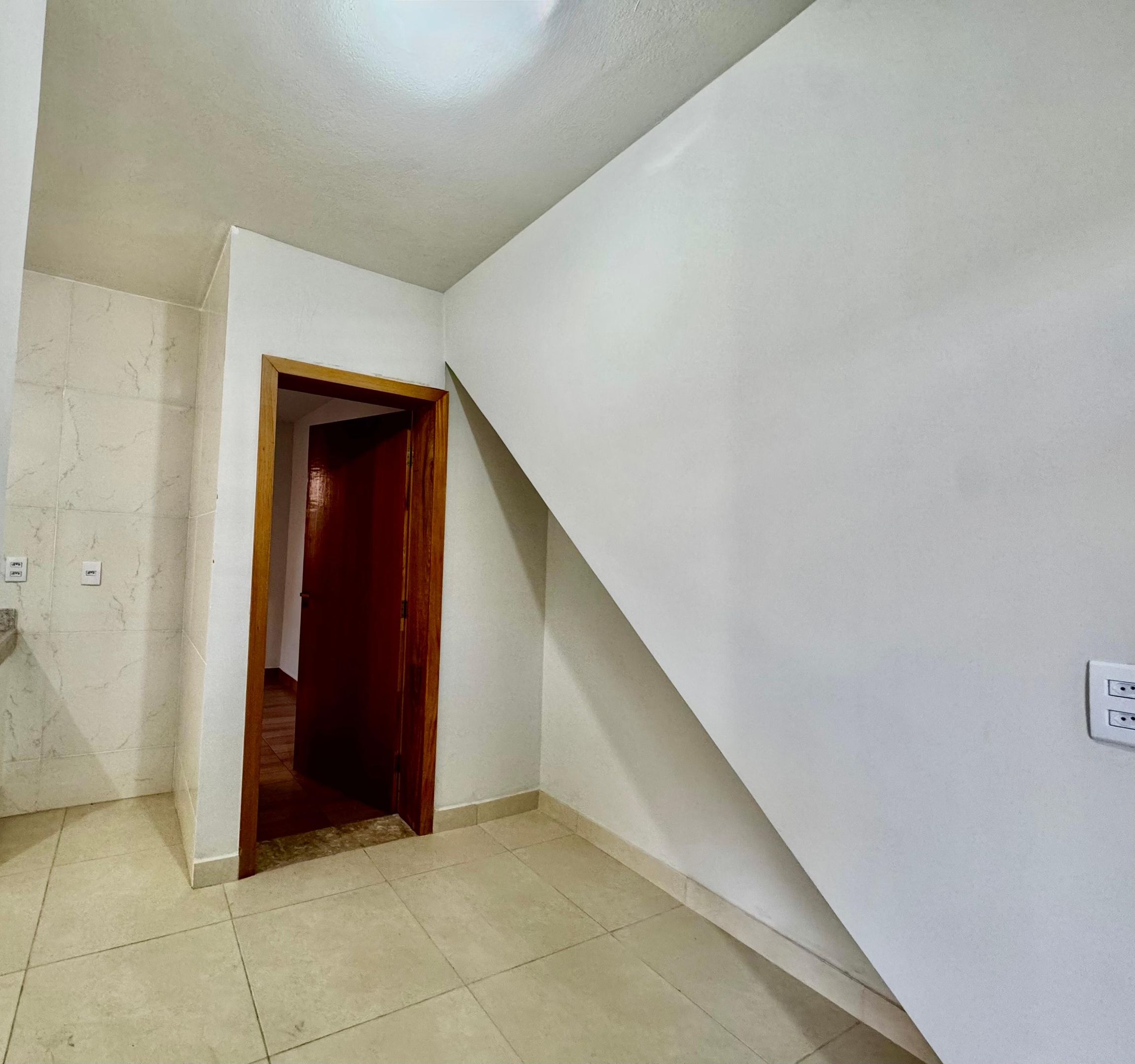 Casa com 1 quarto — Ipiranga, Belo Horizonte
