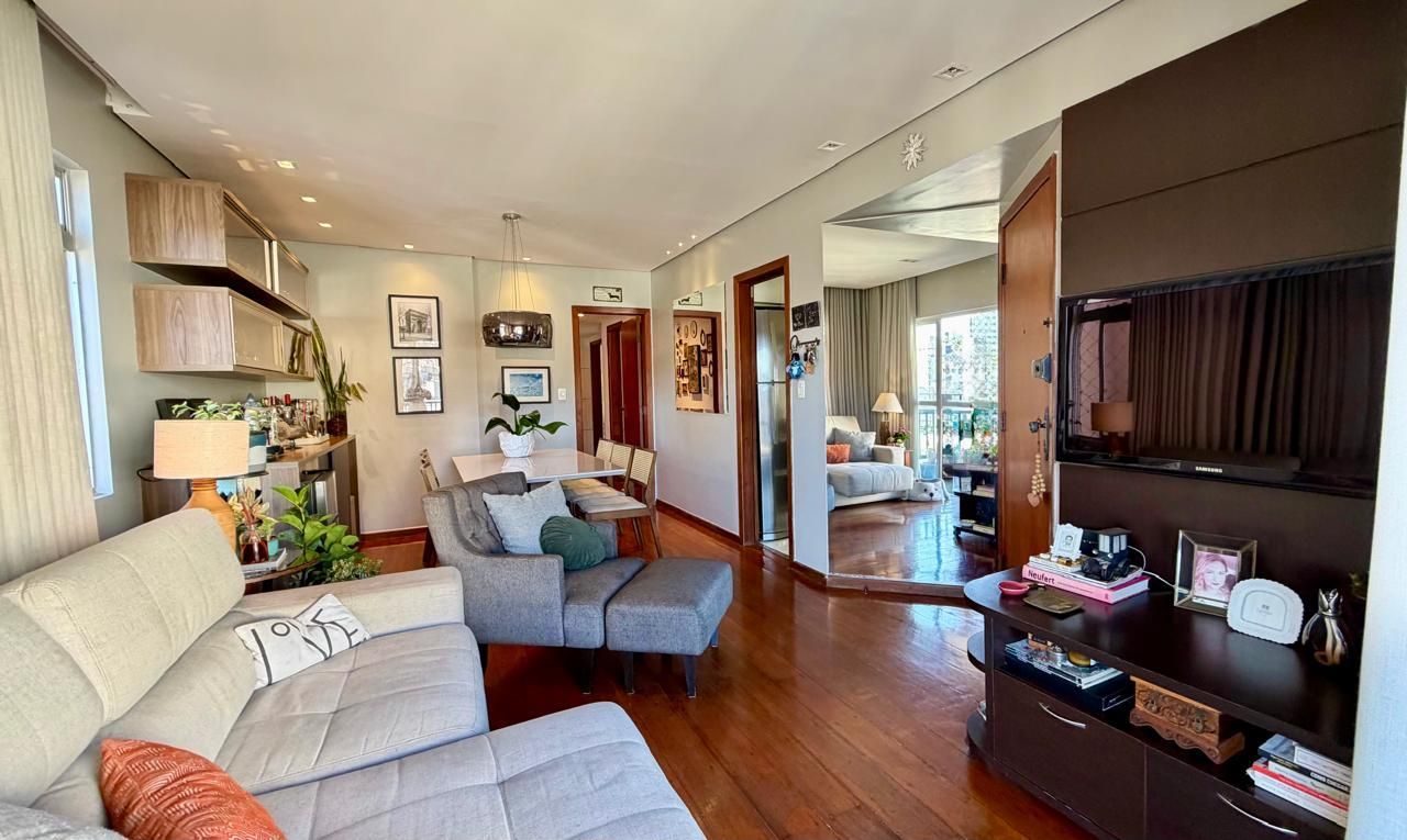 Apartamento com 3 quartos — Santo Antônio, Belo Horizonte