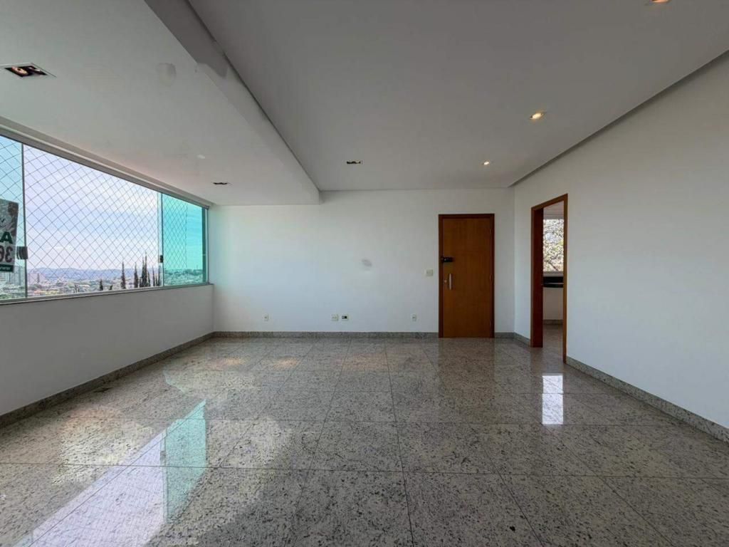 Apartamento com 4 quartos — Ouro Preto, Belo Horizonte