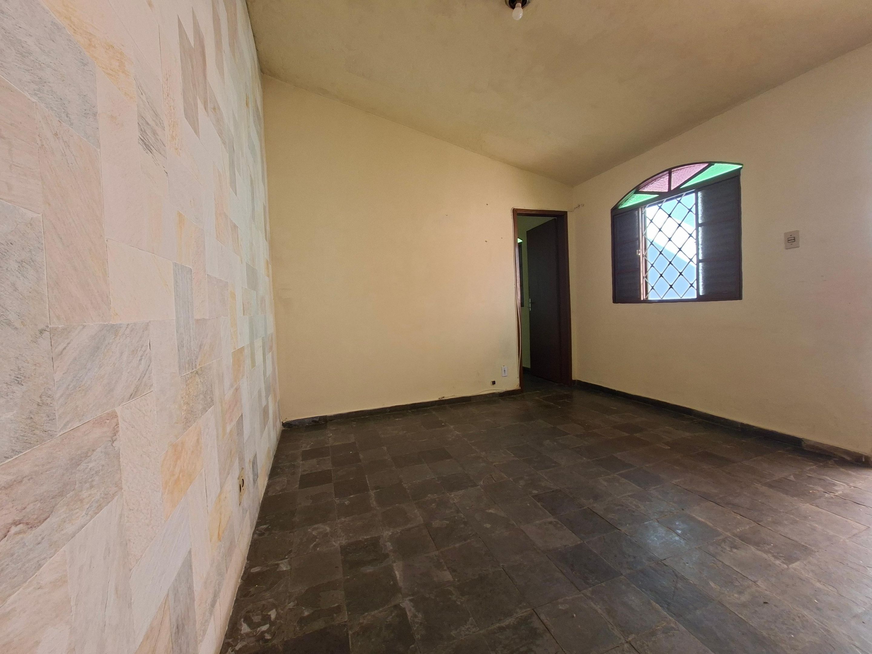 Casa com 1 quarto — Serrano, Belo Horizonte