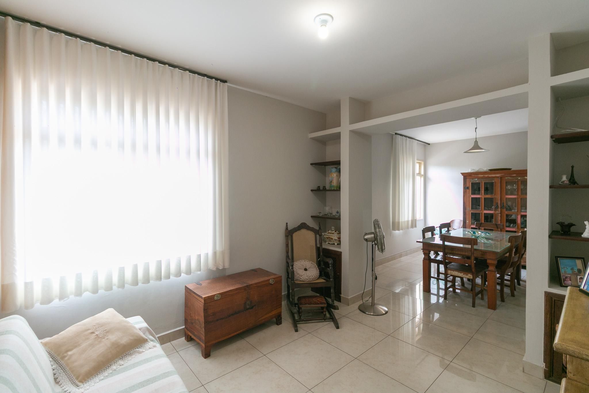 Apartamento com 4 quartos — Pampulha, Belo Horizonte