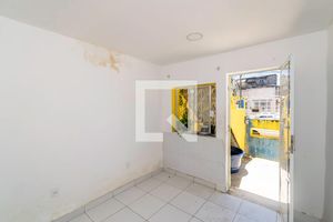 Foto do imóvel - Venda de casa com 2 quartos, permite animais.