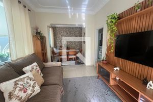 Foto do imóvel - Aluguel de casa com 2 quartos e varanda na Vila Kosmos.