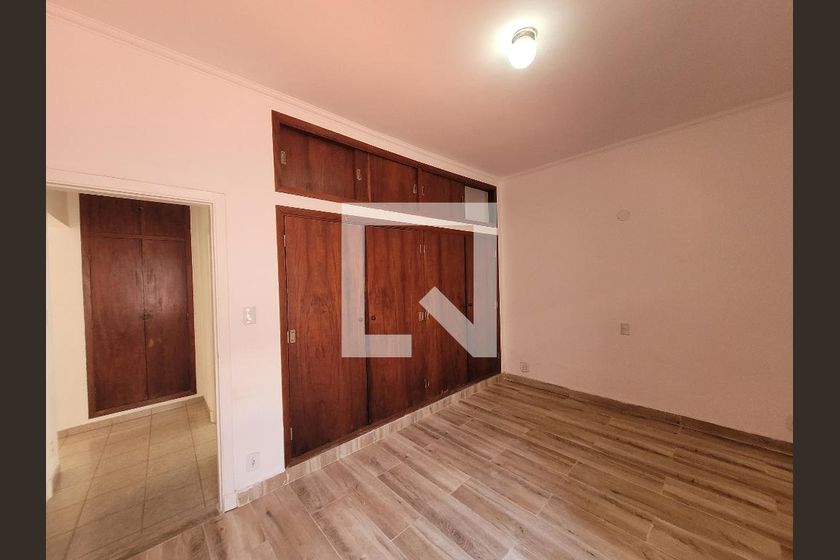 Casa à Venda - Bosque, 4 Quartos,  255 m2 em , Campinas - sp | SoloBR