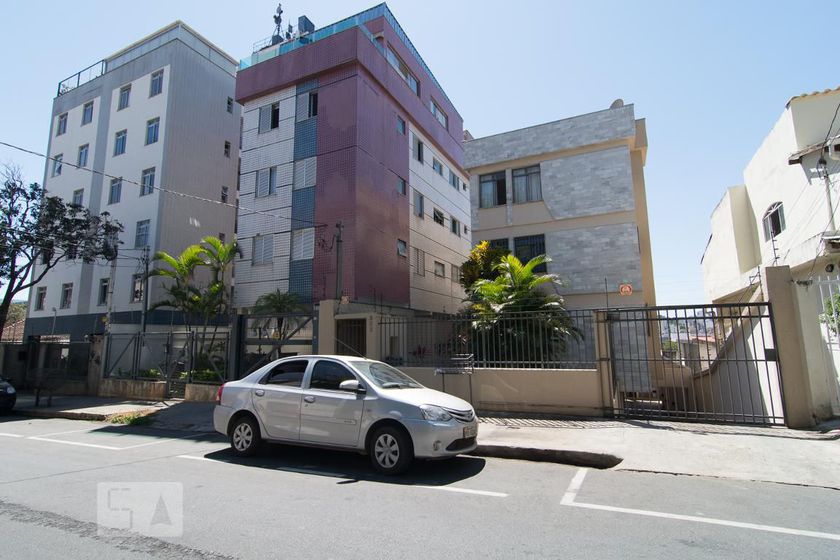 Alugue ou compre no Condomínio Ed. Cordovil de Freitas Jardim América