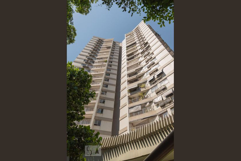 Condomínio Edifício Antônio Pereira da Costa, Laranjeiras - Rio de ...