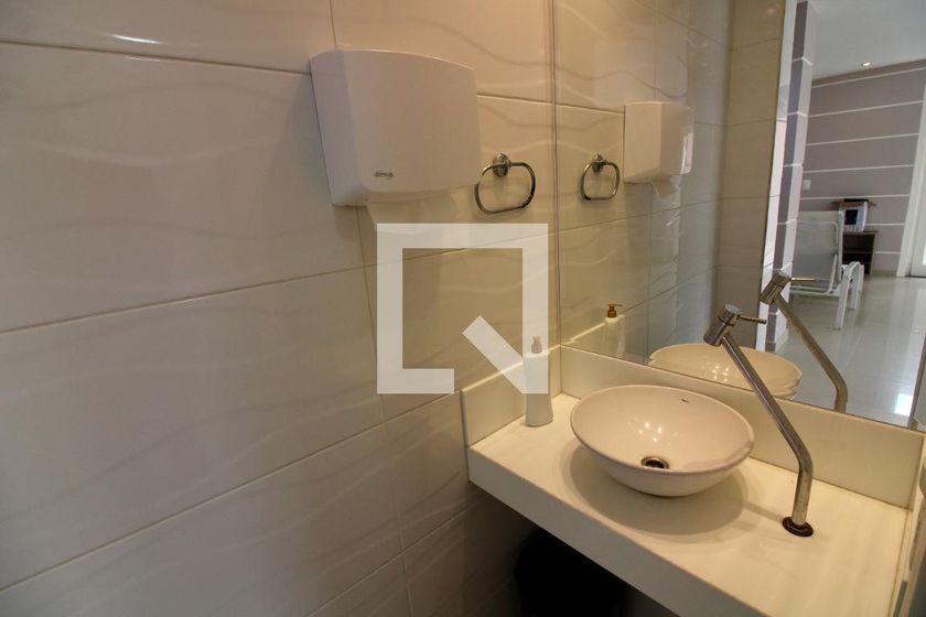 Casa, 3 quartos, 240 m² - Foto 40