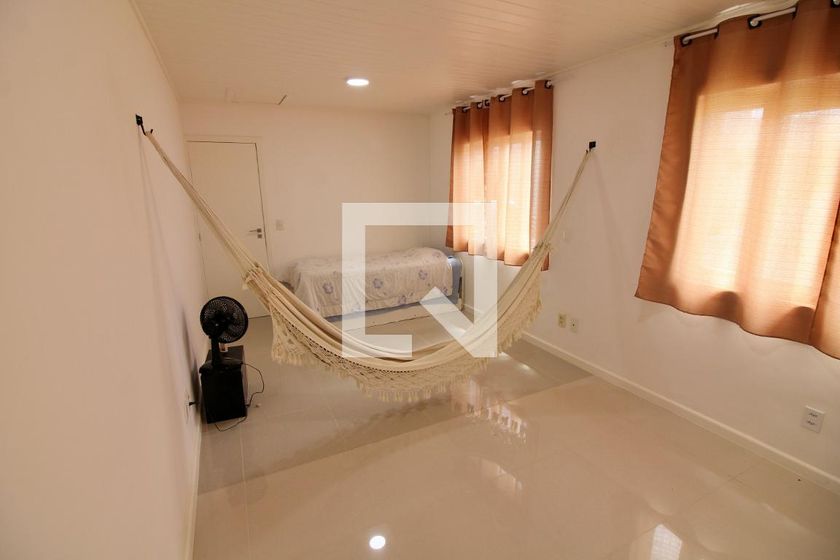 Casa, 3 quartos, 240 m² - Foto 35